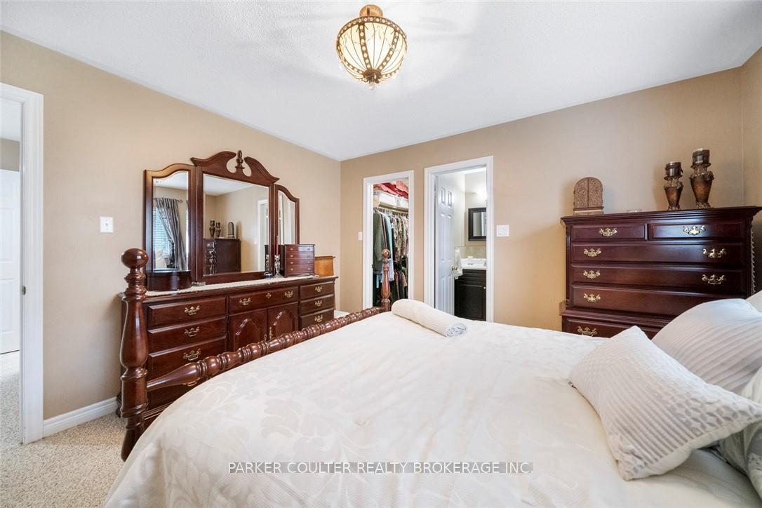 Photo 20 of 56 Bishop Drive, Barrie, Ardagh — HOMEH