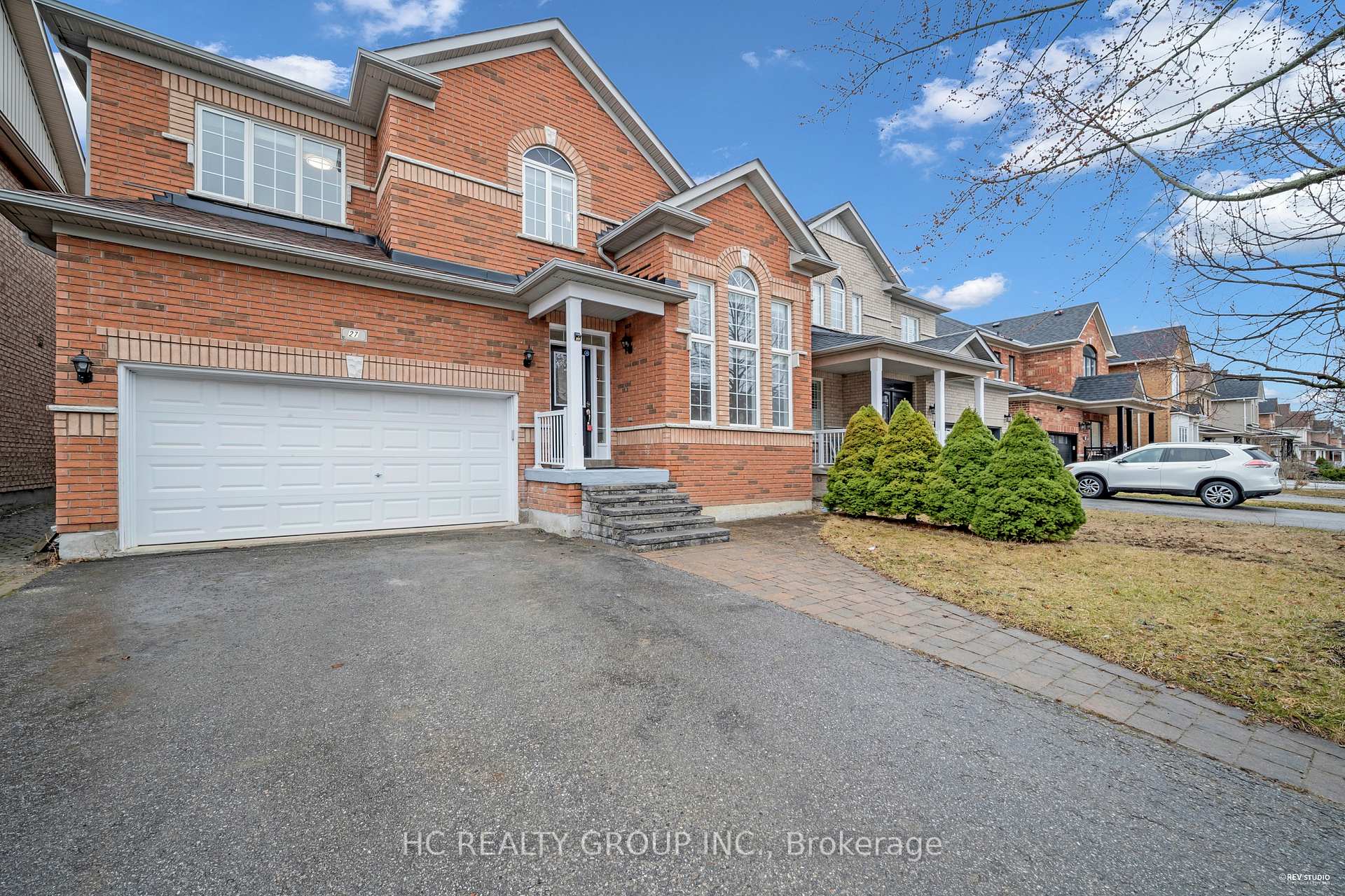 Photo 3 of 27 Valemount Way, Aurora, Bayview Wellington — HOMEH