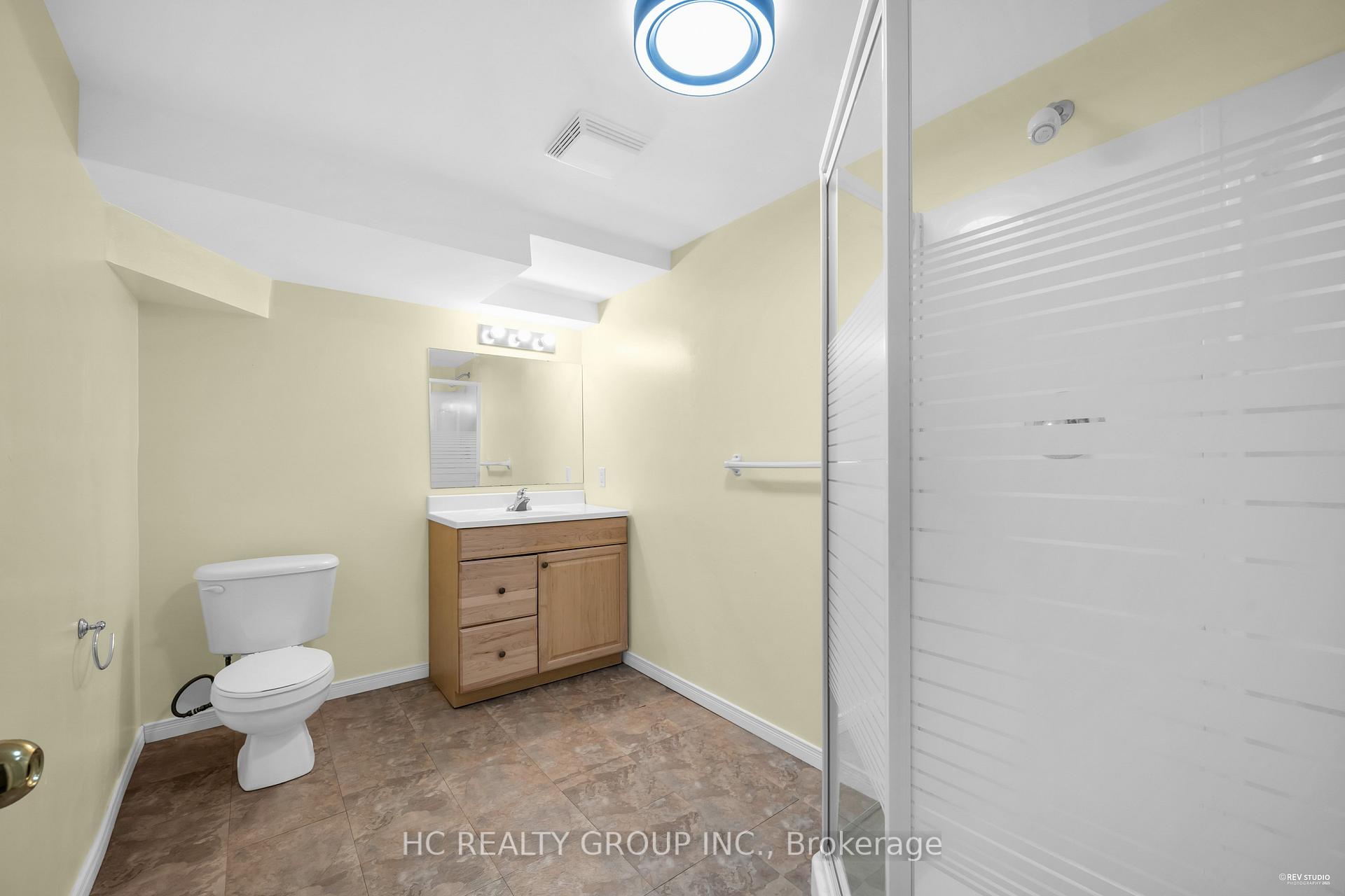 Photo 44 of 27 Valemount Way, Aurora, Bayview Wellington — HOMEH