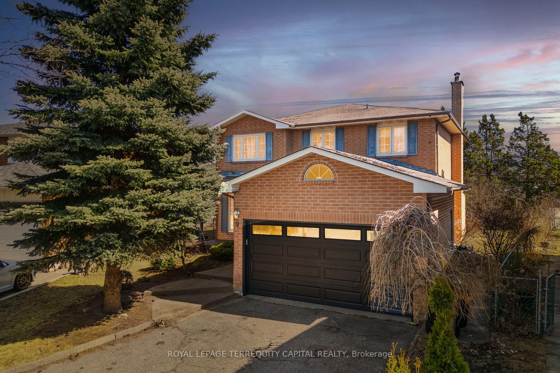 Photo 1 of 9 Torino Place, Vaughan, Glen Shields — HOMEH