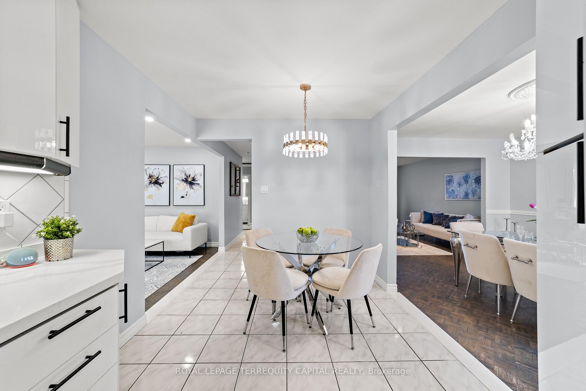 Photo 15 of 9 Torino Place, Vaughan, Glen Shields — HOMEH