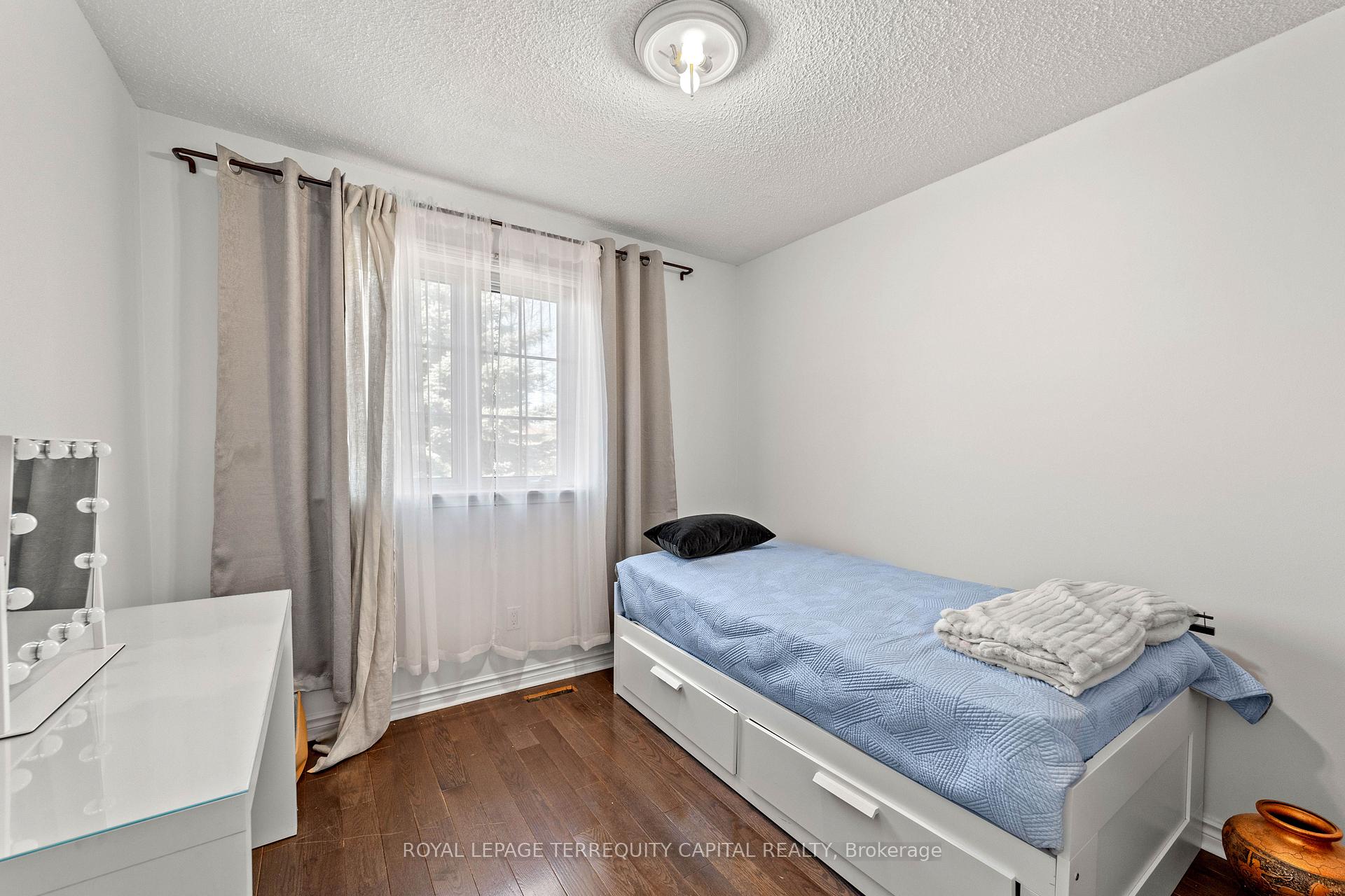 Photo 31 of 9 Torino Place, Vaughan, Glen Shields — HOMEH