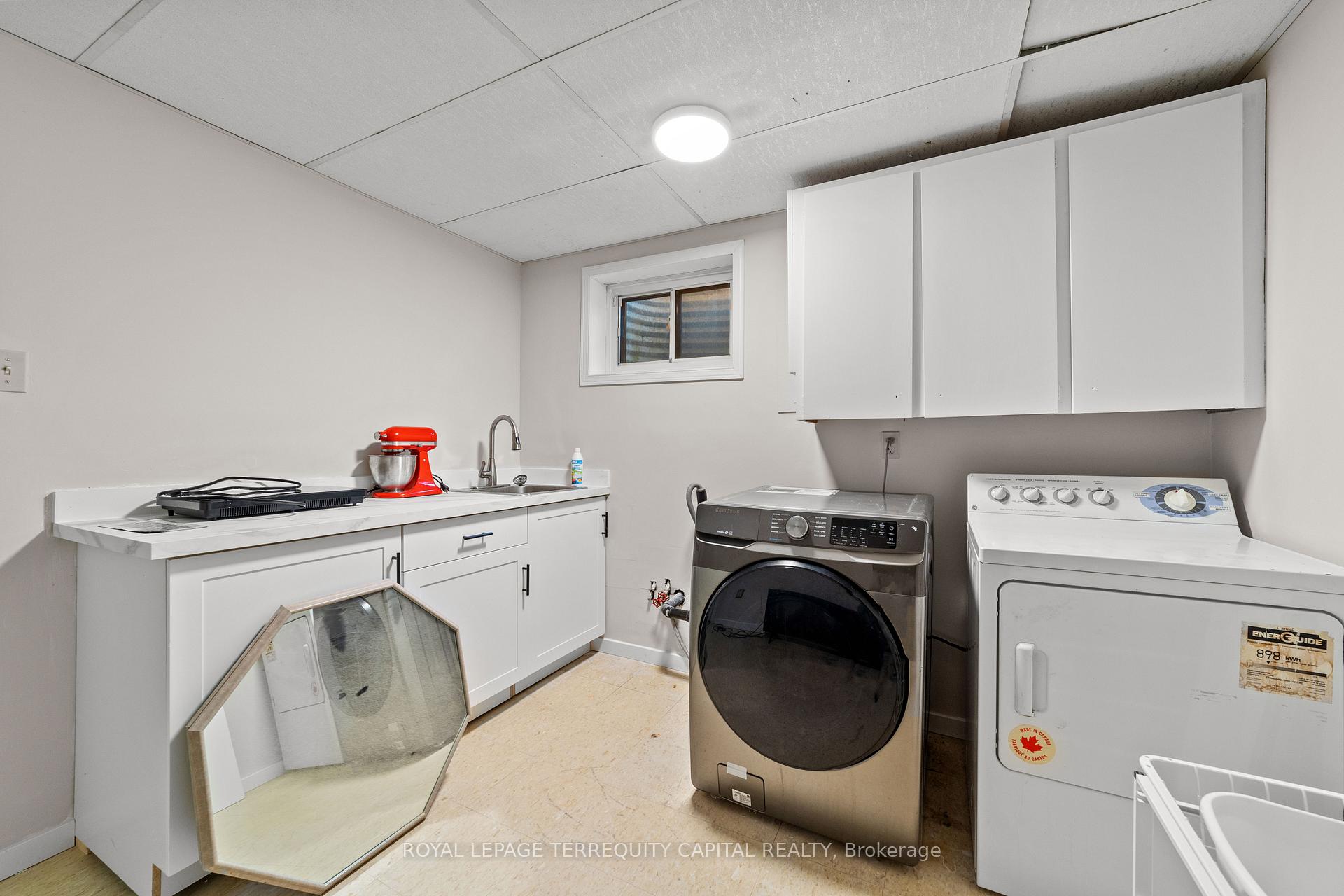Photo 38 of 9 Torino Place, Vaughan, Glen Shields — HOMEH