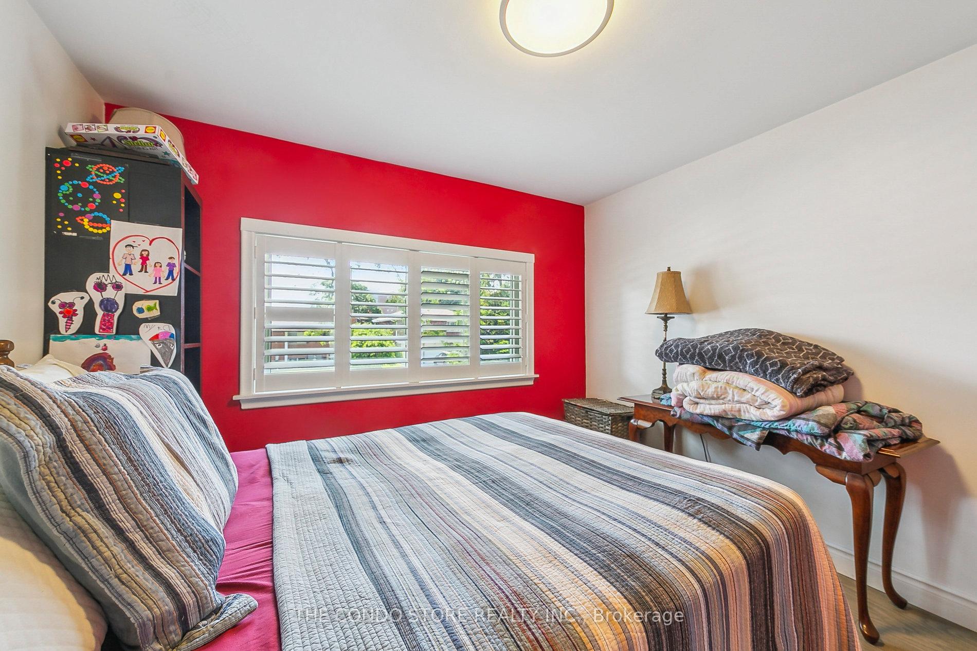 Photo 14 of 15 Old Orchard Drive, Hamilton, Riverdale — HOMEH