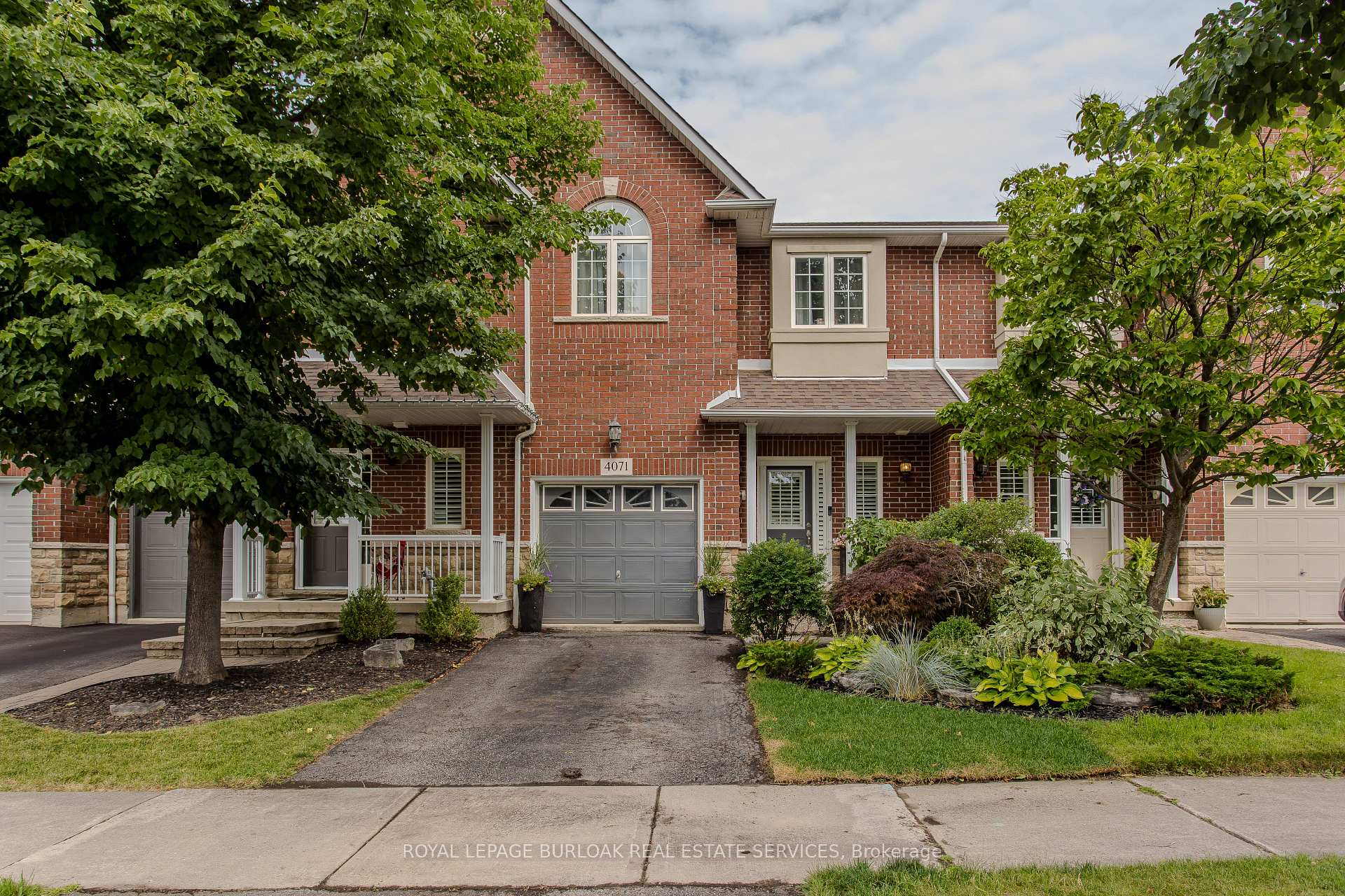 Photo 2 of 4071 Kilmer Drive, Burlington, Tansley — HOMEH