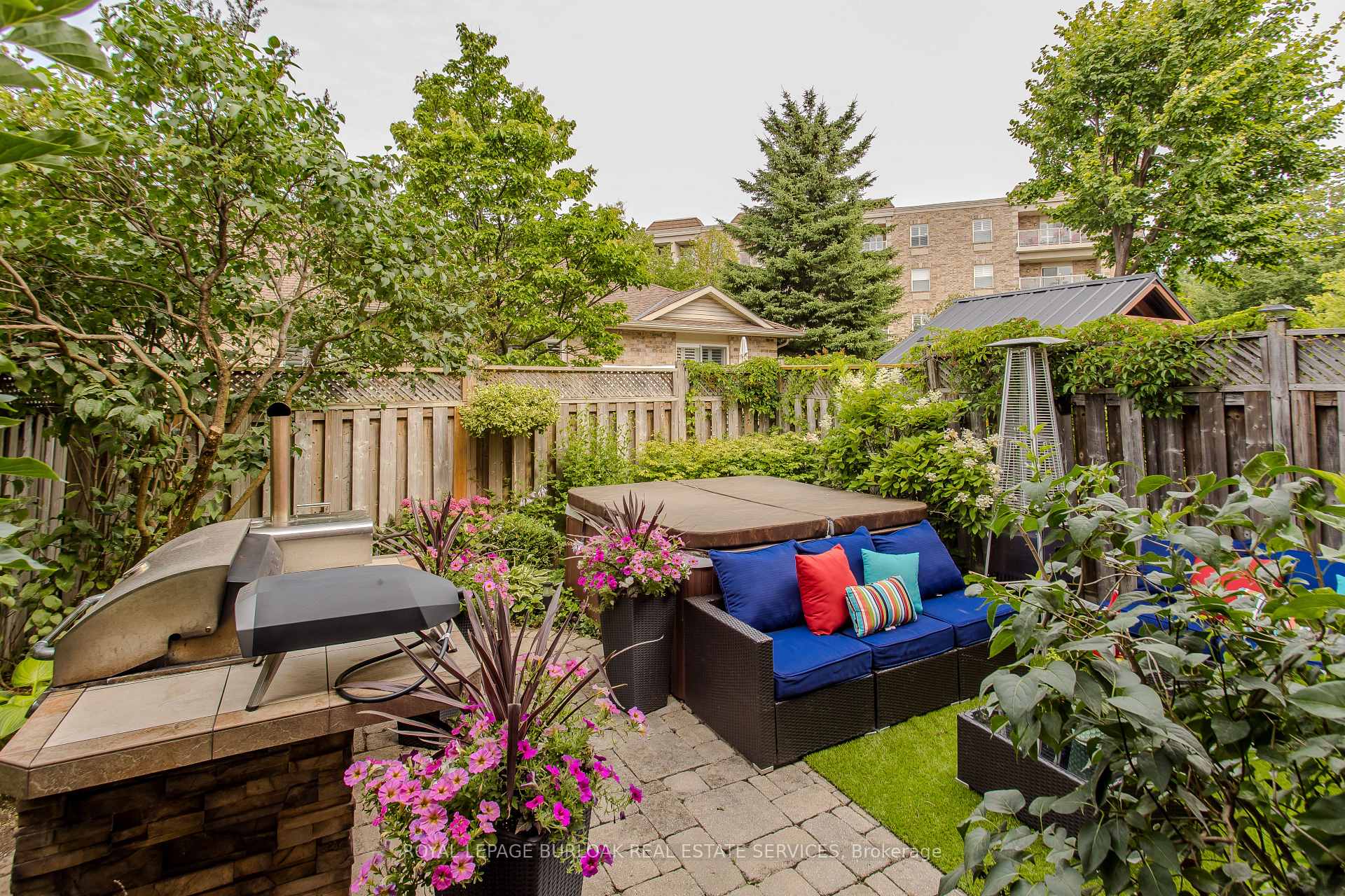 Photo 10 of 4071 Kilmer Drive, Burlington, Tansley — HOMEH