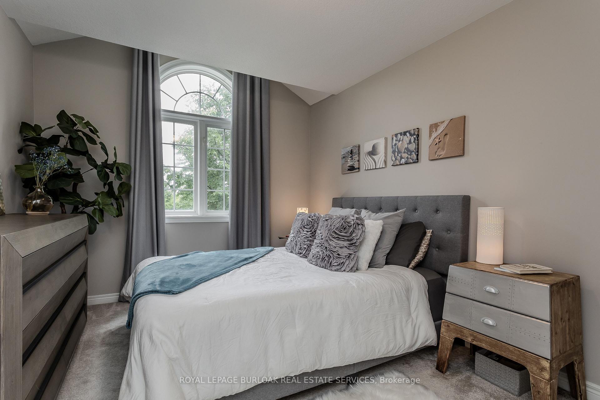 Photo 33 of 4071 Kilmer Drive, Burlington, Tansley — HOMEH
