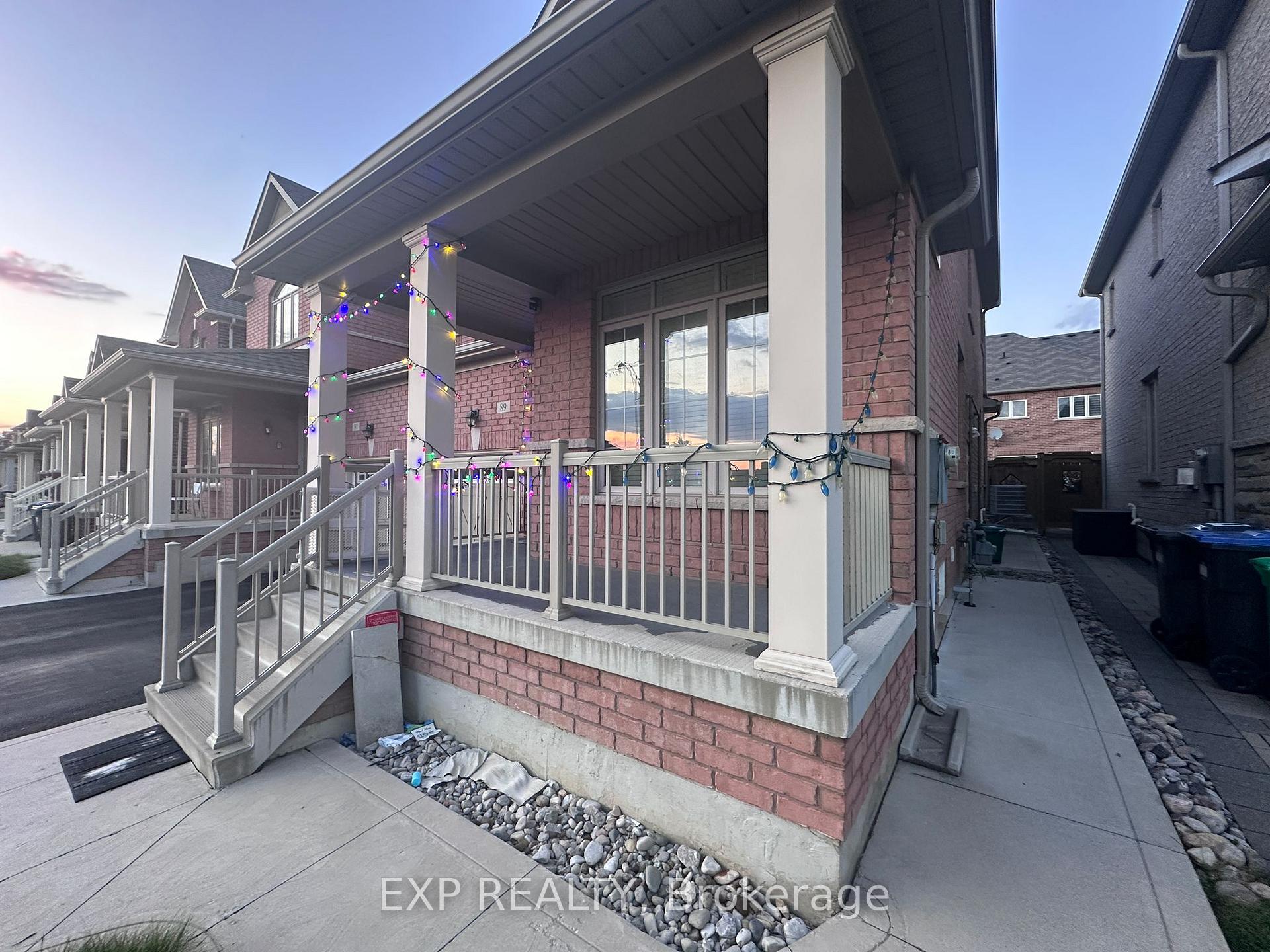 Photo 3 of 89 Relton Circle, Brampton, Vales of Castlemore — HOMEH