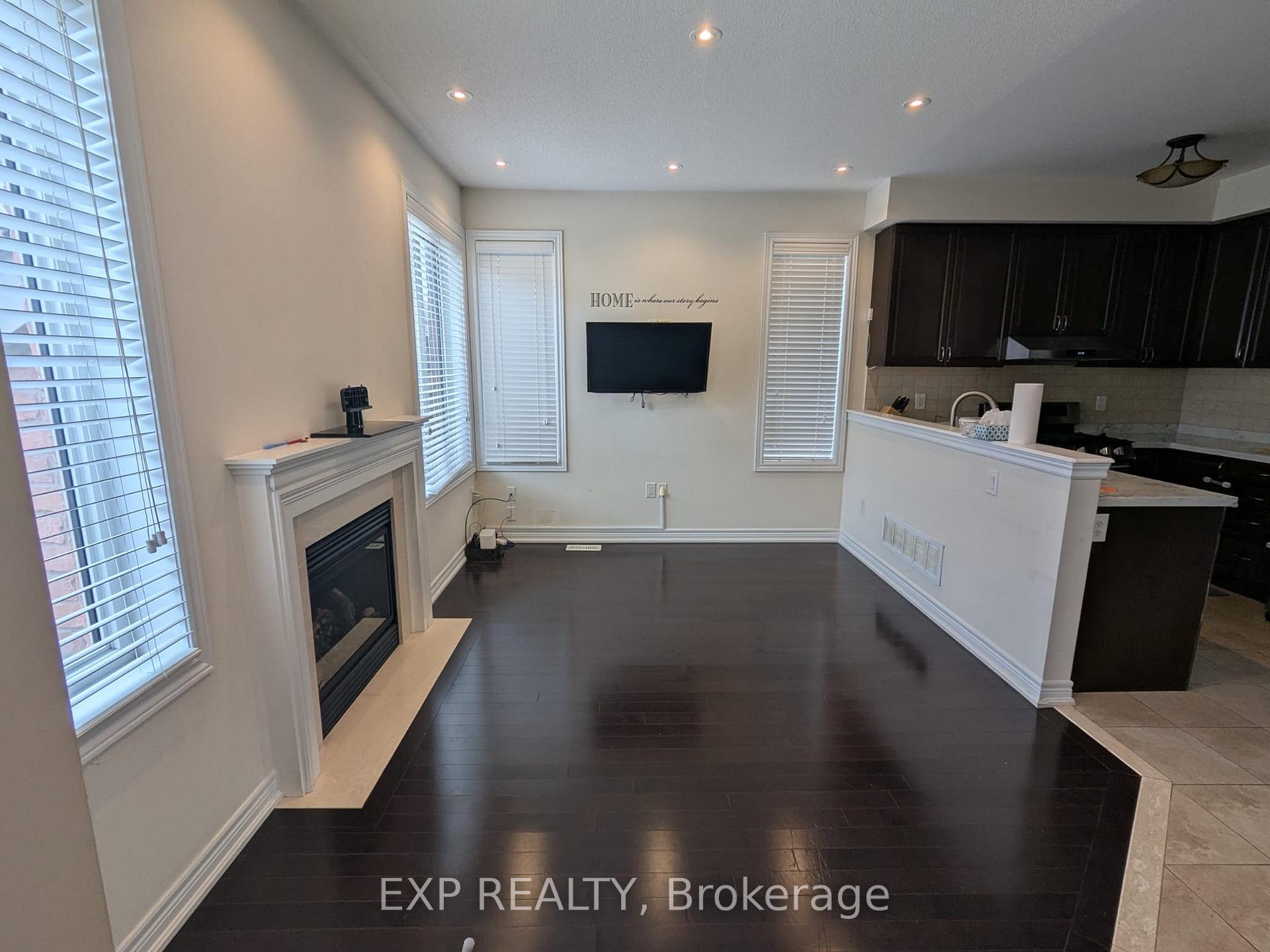 Photo 4 of 89 Relton Circle, Brampton, Vales of Castlemore — HOMEH