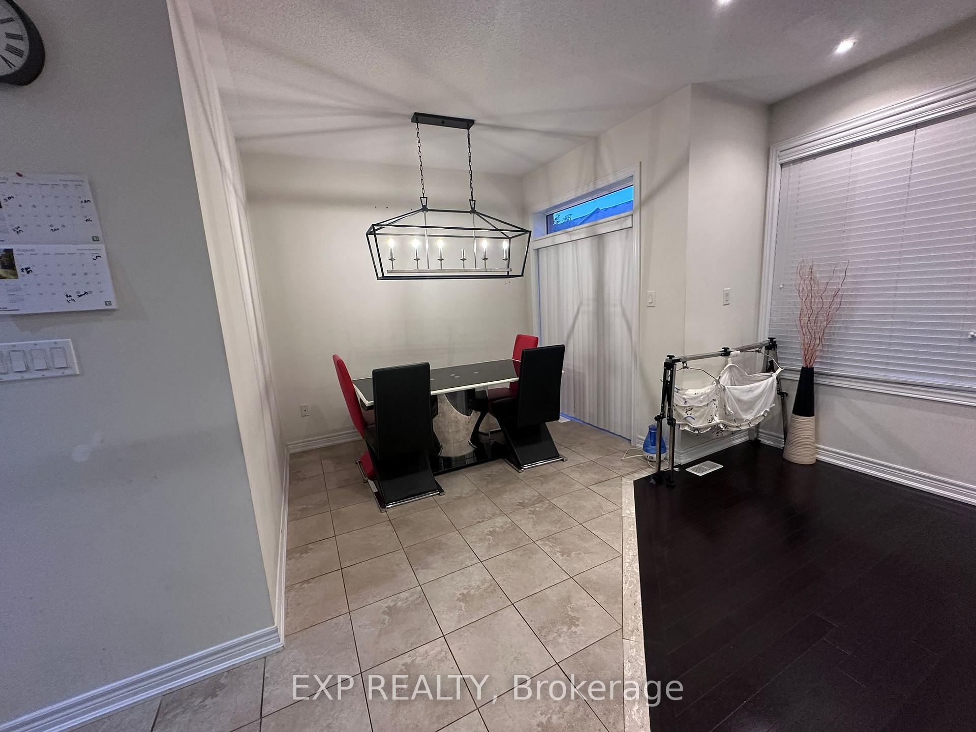 Photo 6 of 89 Relton Circle, Brampton, Vales of Castlemore — HOMEH