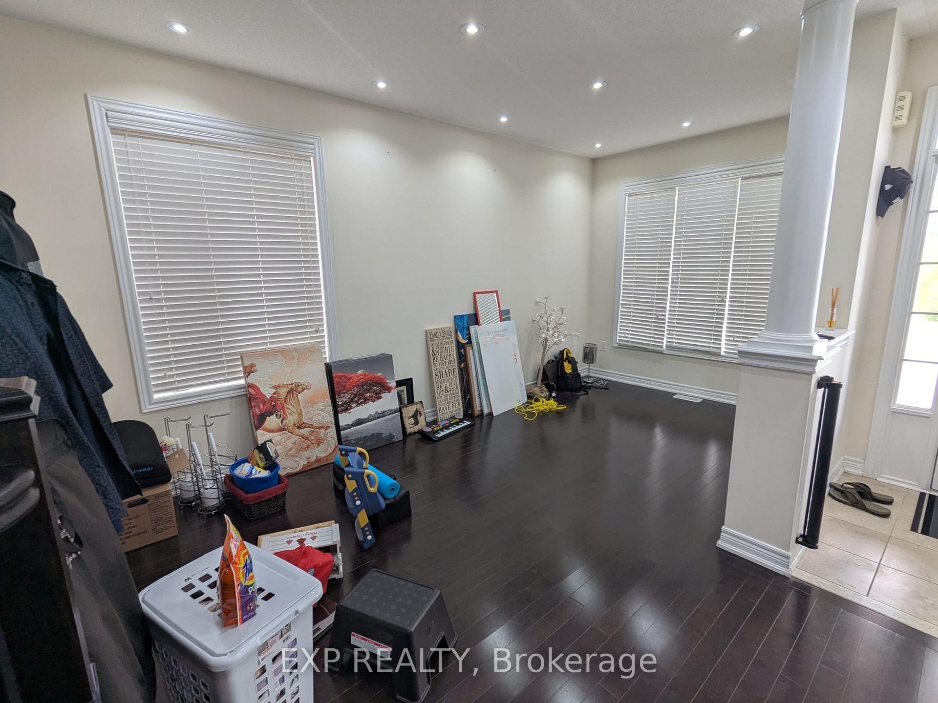 Photo 7 of 89 Relton Circle, Brampton, Vales of Castlemore — HOMEH