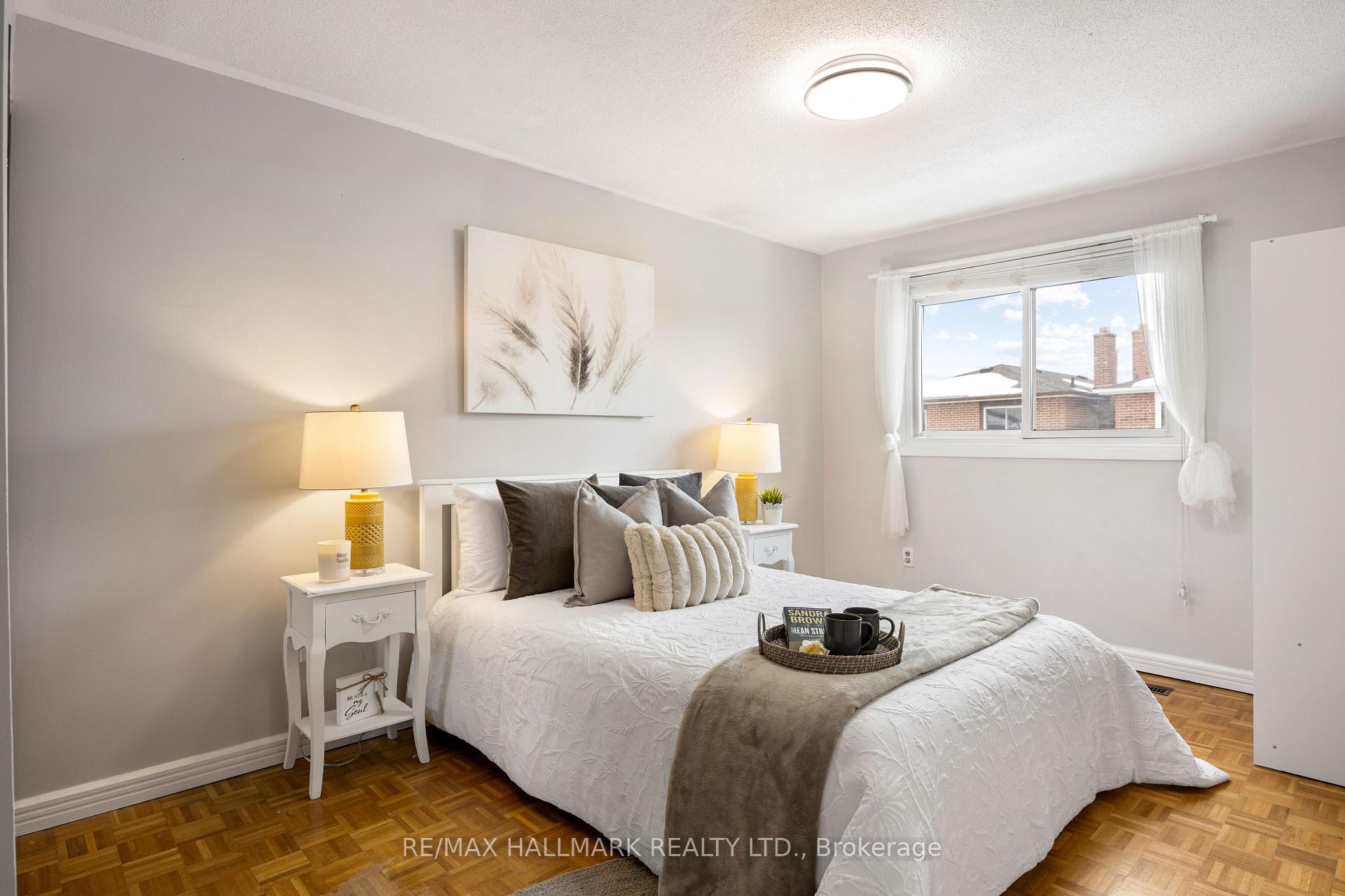 Photo 24 of 118 Andrea Lane, Vaughan, East Woodbridge — HOMEH