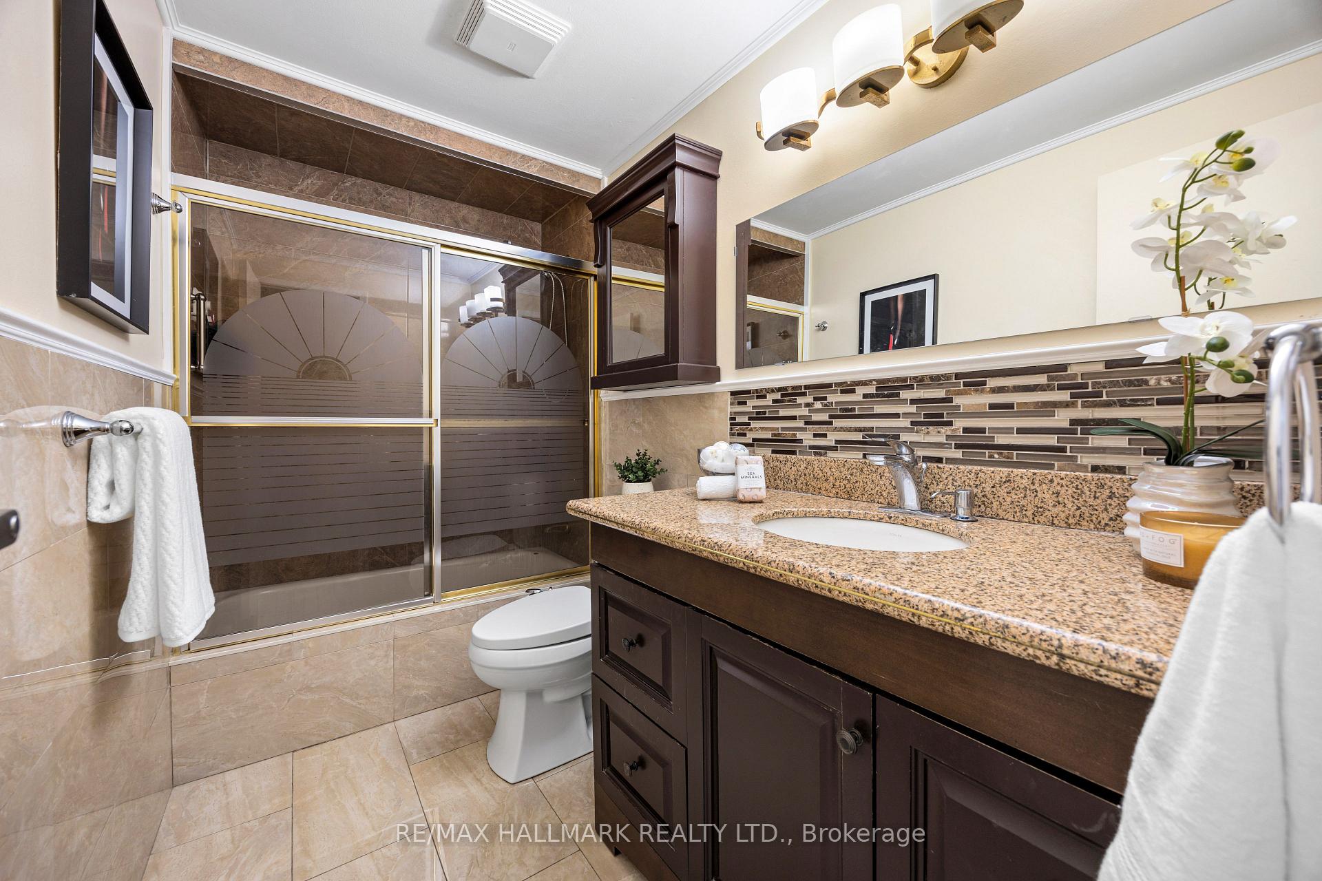 Photo 26 of 118 Andrea Lane, Vaughan, East Woodbridge — HOMEH
