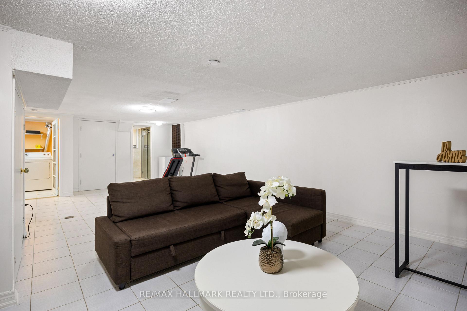 Photo 31 of 118 Andrea Lane, Vaughan, East Woodbridge — HOMEH