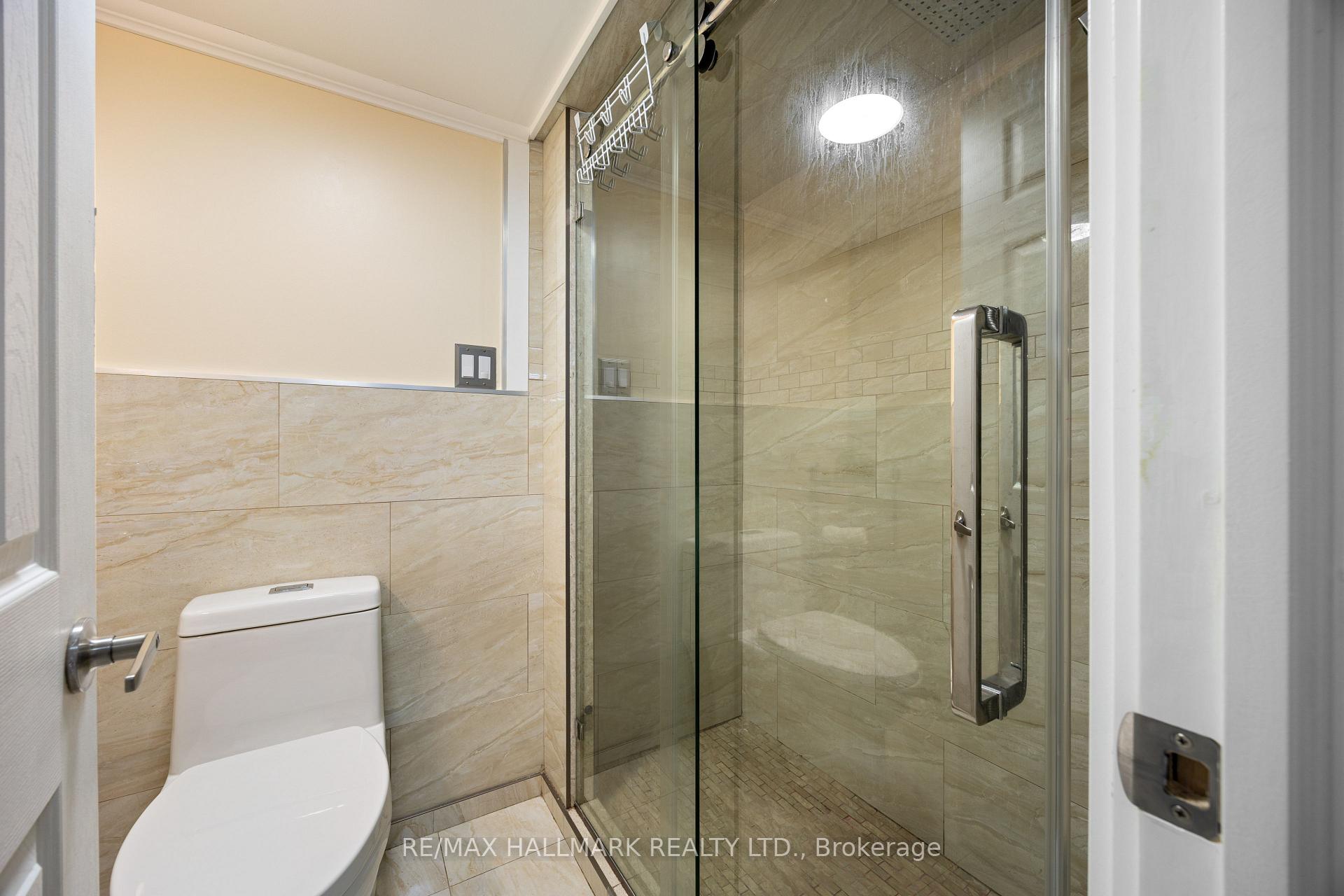 Photo 32 of 118 Andrea Lane, Vaughan, East Woodbridge — HOMEH