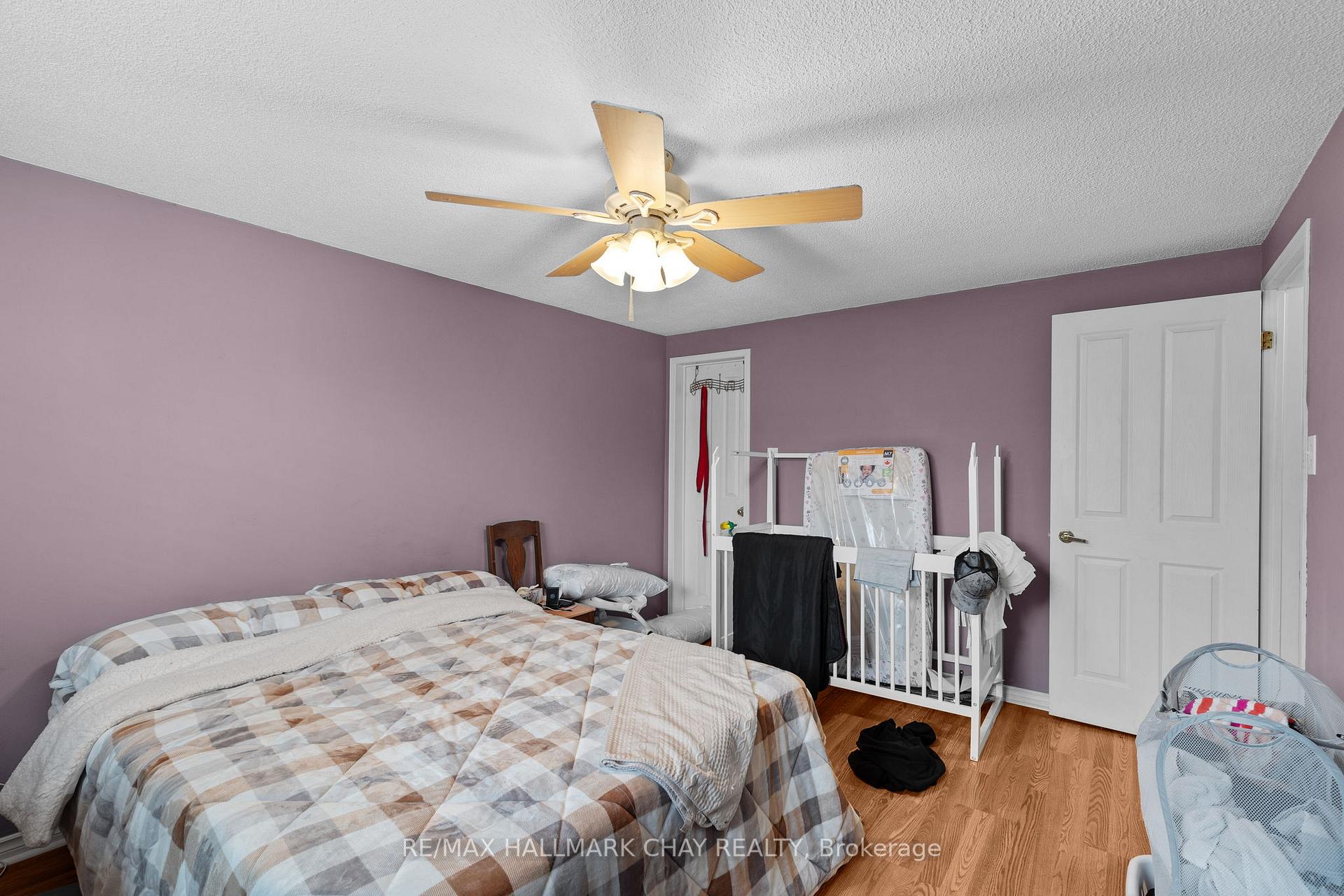 Photo 8 of 548 Leacock Drive, Barrie, Northwest — HOMEH