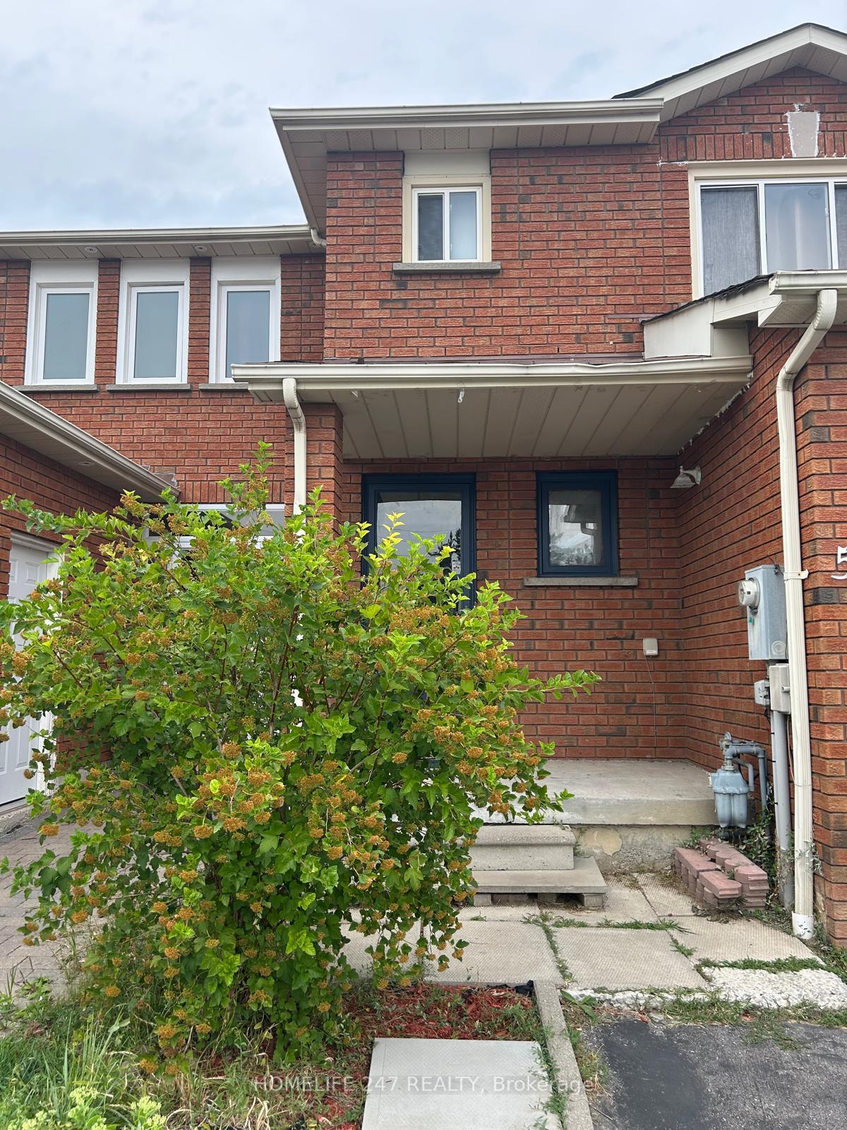 Photo 21 of 52 Tulip Drive, Brampton, Fletcher's Creek South — HOMEH