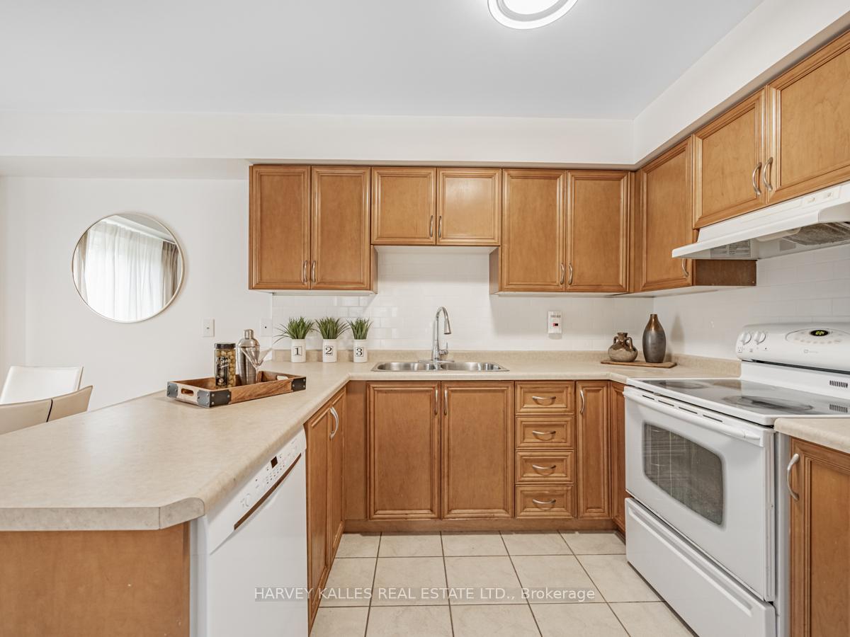 Photo 16 of Unit 69, 4055 Forest Run Avenue, Burlington, Tansley — HOMEH