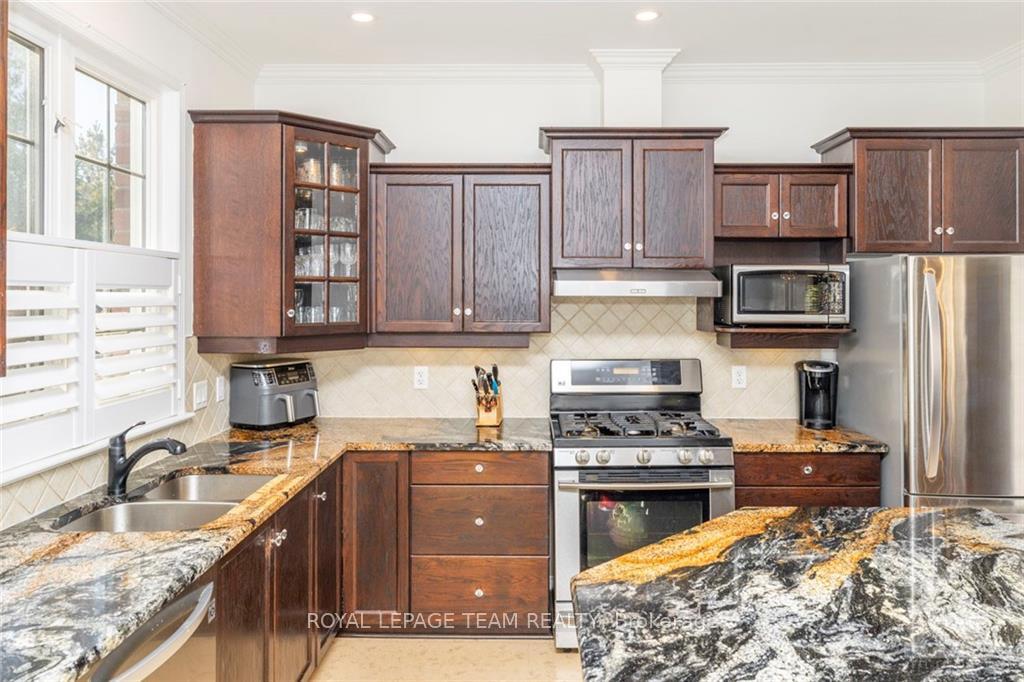 Photo 12 of 411 Oban Pvt*, Ottawa, Barrhaven - Stonebridge — HOMEH