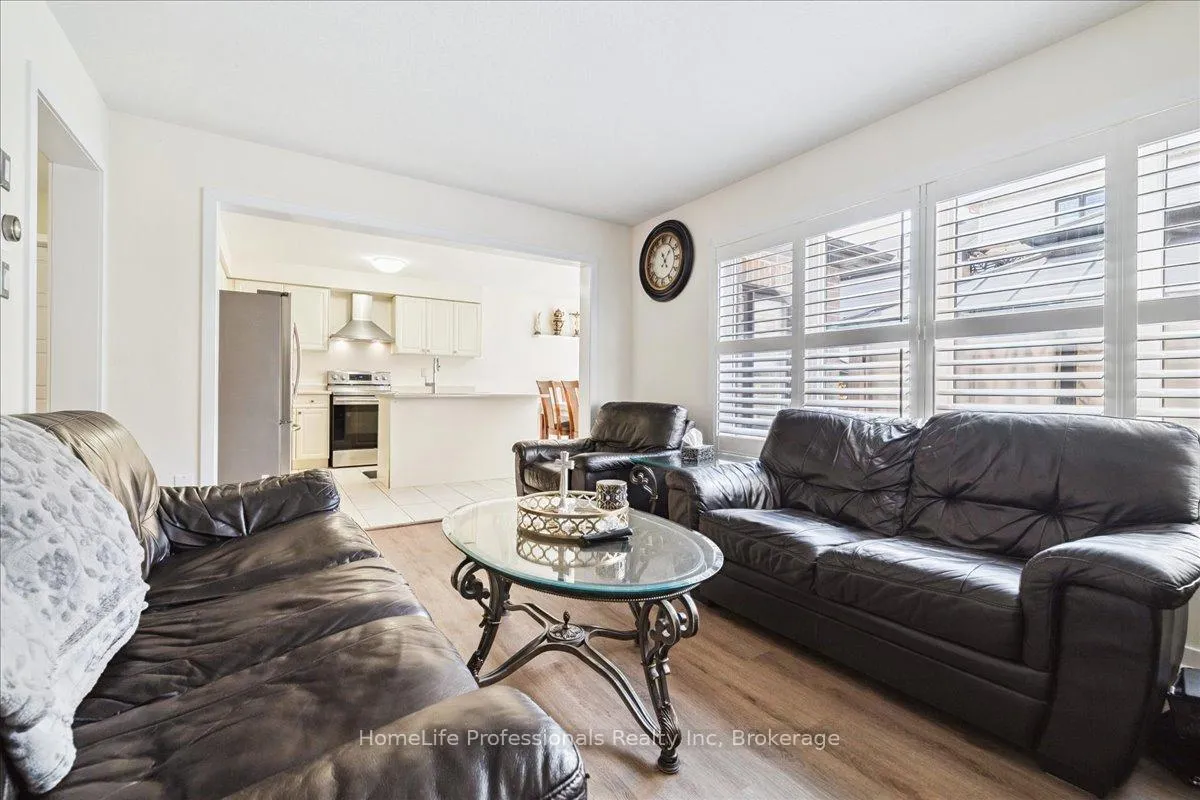 Photo 24 of 107 Pagebrook Crescent, Hamilton, Stoney Creek Mountain — HOMEH