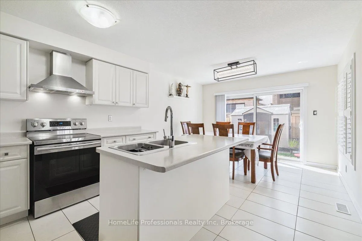 Photo 31 of 107 Pagebrook Crescent, Hamilton, Stoney Creek Mountain — HOMEH