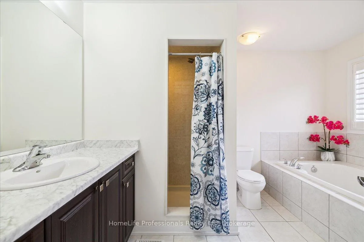 Photo 48 of 107 Pagebrook Crescent, Hamilton, Stoney Creek Mountain — HOMEH