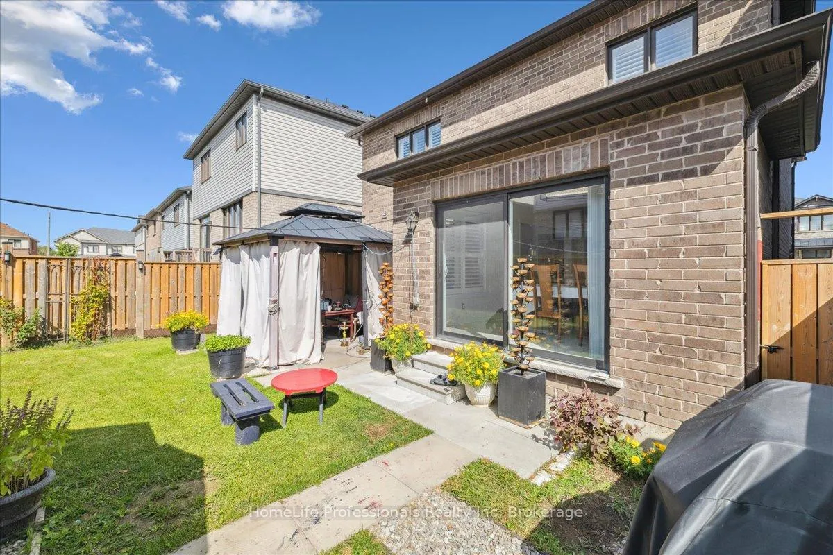 Photo 76 of 107 Pagebrook Crescent, Hamilton, Stoney Creek Mountain — HOMEH