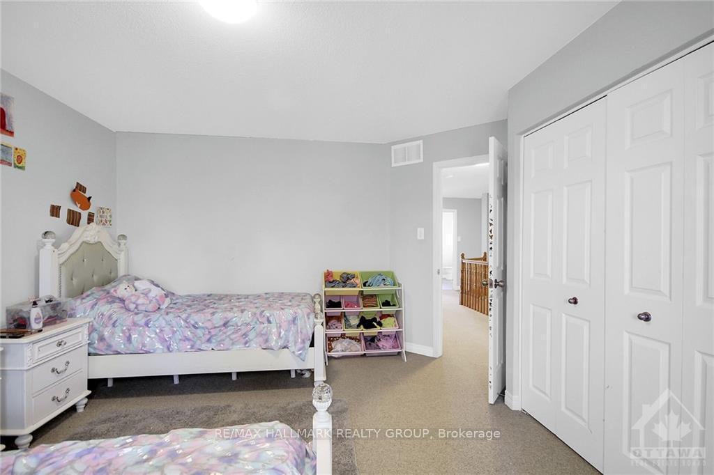 Photo 18 of 158 Lamplighters Drive, Ottawa, Barrhaven - Cedargrove/Fraserdale — HOMEH