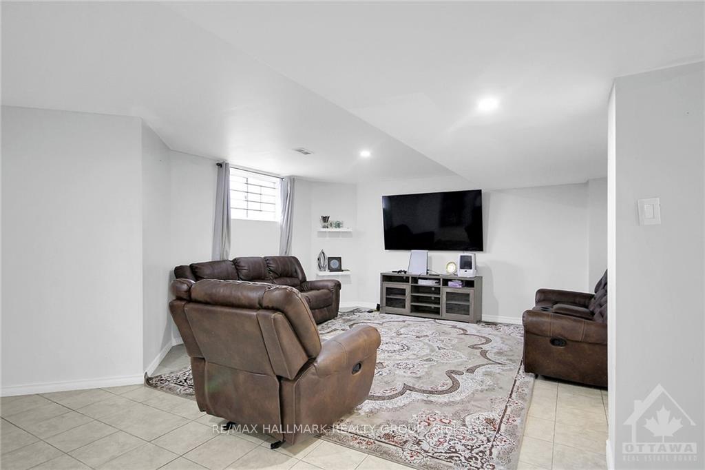 Photo 25 of 158 Lamplighters Drive, Ottawa, Barrhaven - Cedargrove/Fraserdale — HOMEH