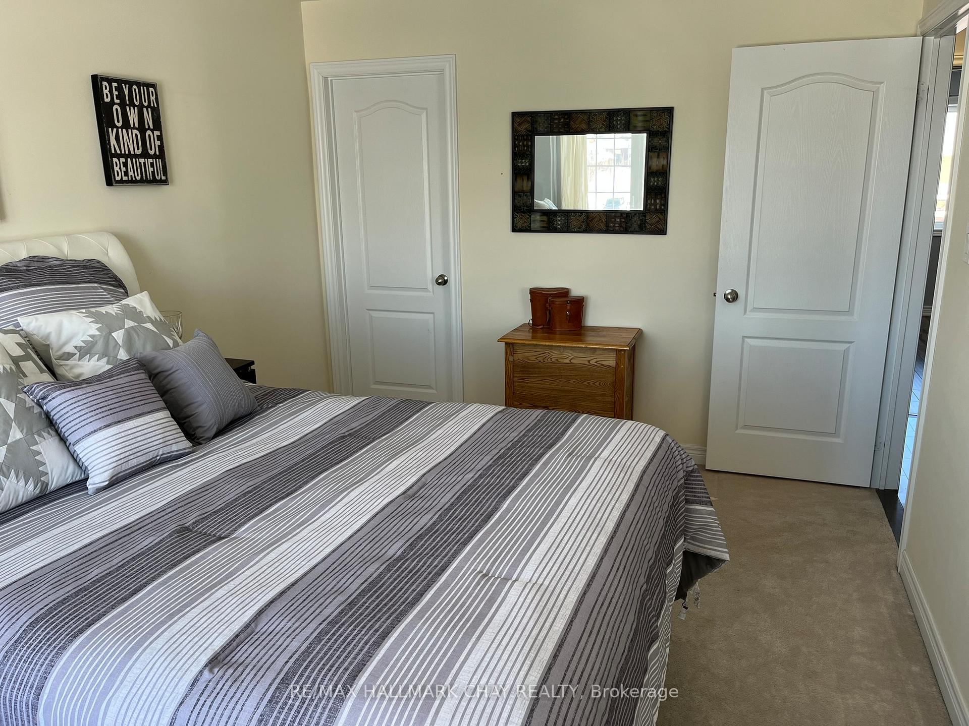 Photo 8 of 64 Pearcey Crescent, Barrie, Bayfield — HOMEH