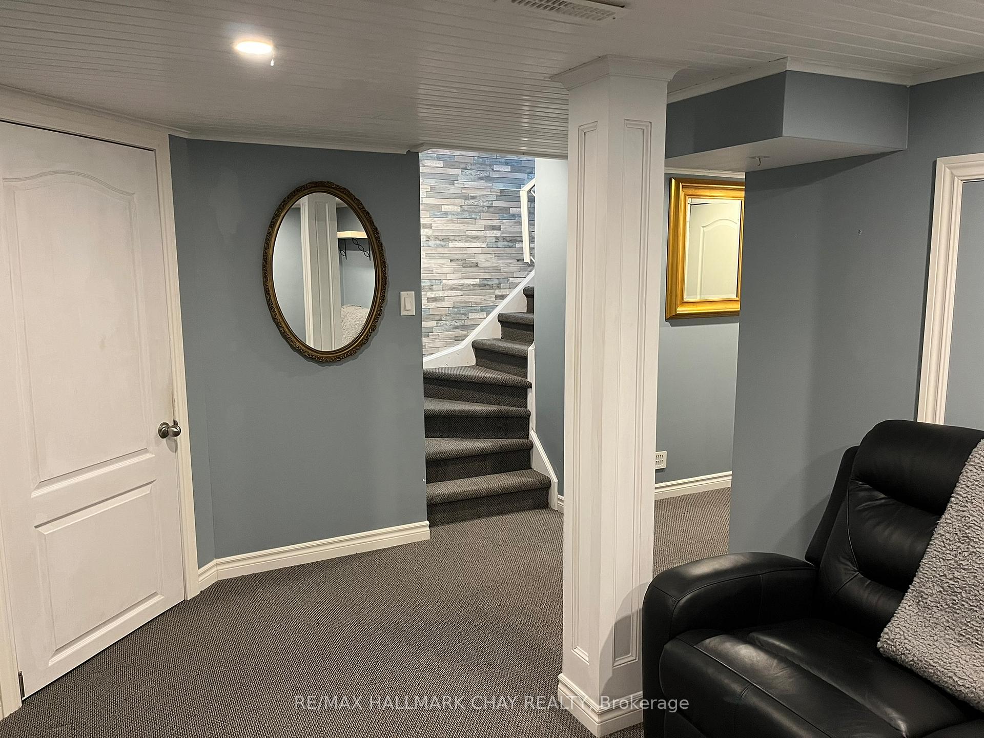 Photo 16 of 64 Pearcey Crescent, Barrie, Bayfield — HOMEH
