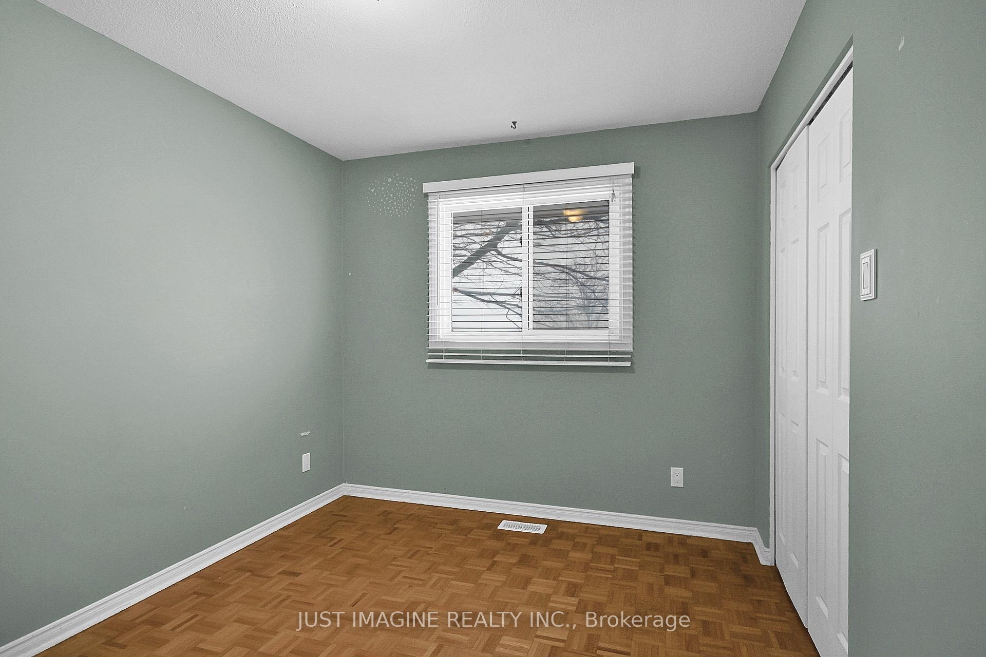 Photo 16 of 18 Tripp Crescent, Ottawa, Barrhaven - Pheasant Run — HOMEH