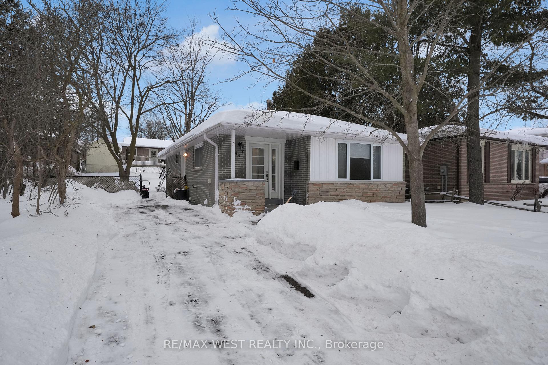 Photo 1 of 48 Collete Crescent, Barrie, Cundles East — HOMEH