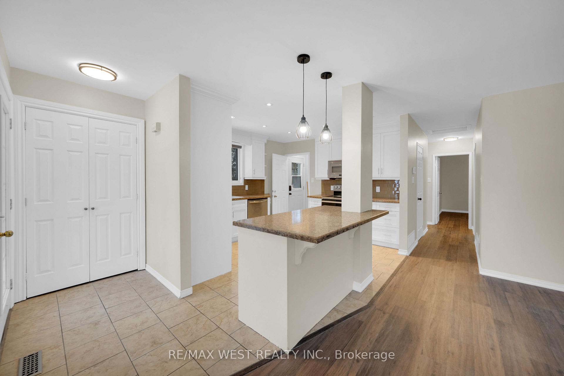 Photo 6 of 48 Collete Crescent, Barrie, Cundles East — HOMEH