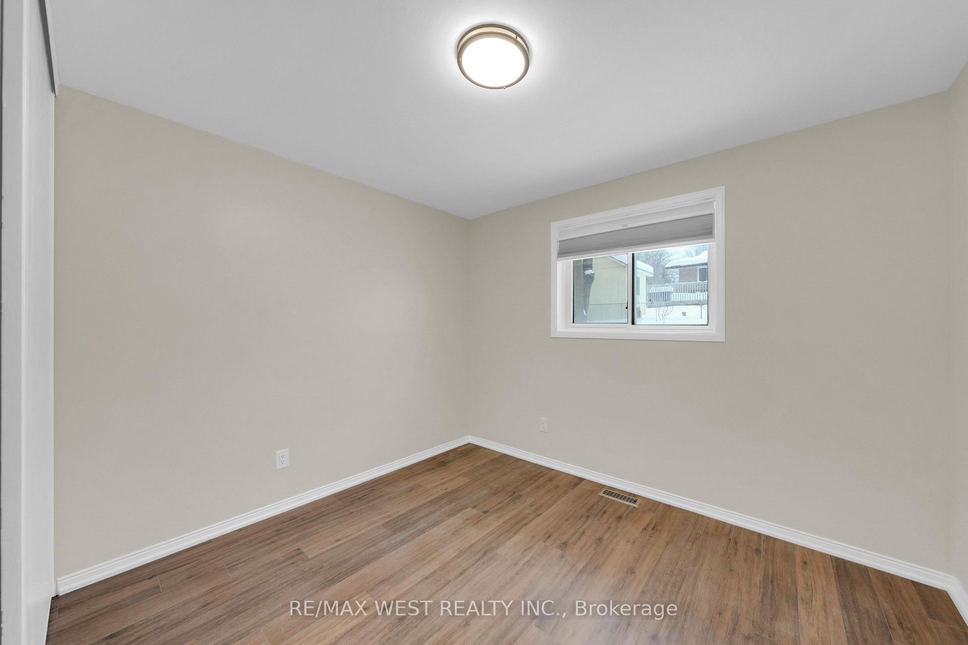 Photo 16 of 48 Collete Crescent, Barrie, Cundles East — HOMEH
