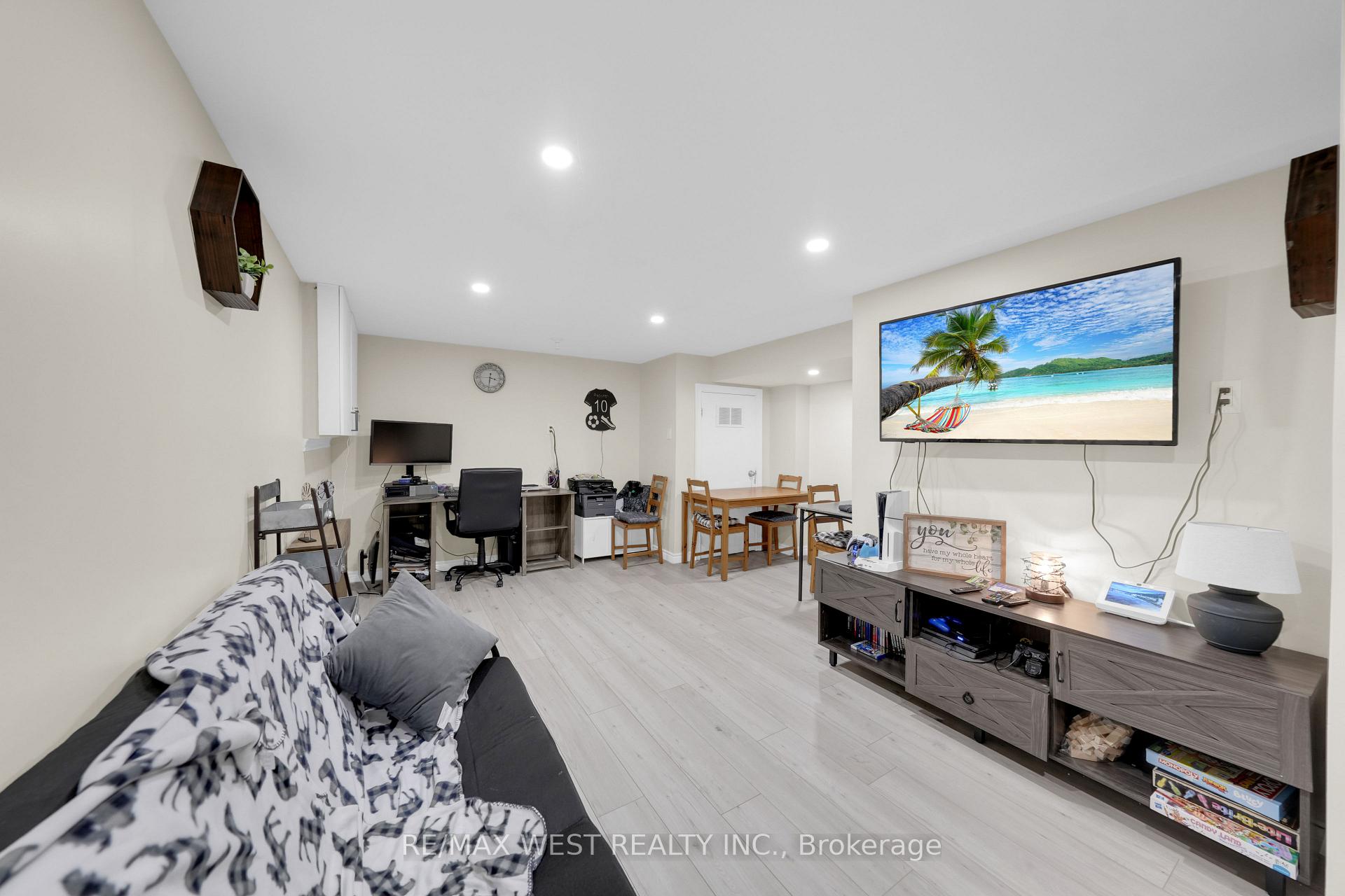 Photo 22 of 48 Collete Crescent, Barrie, Cundles East — HOMEH