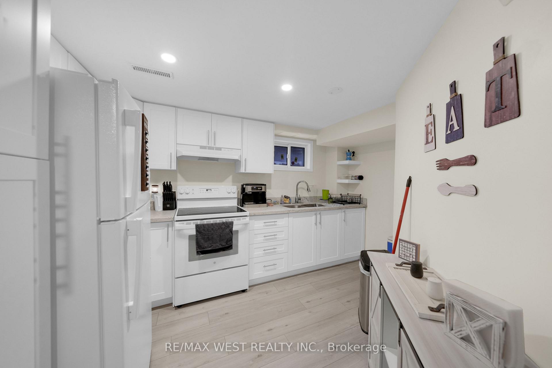 Photo 25 of 48 Collete Crescent, Barrie, Cundles East — HOMEH