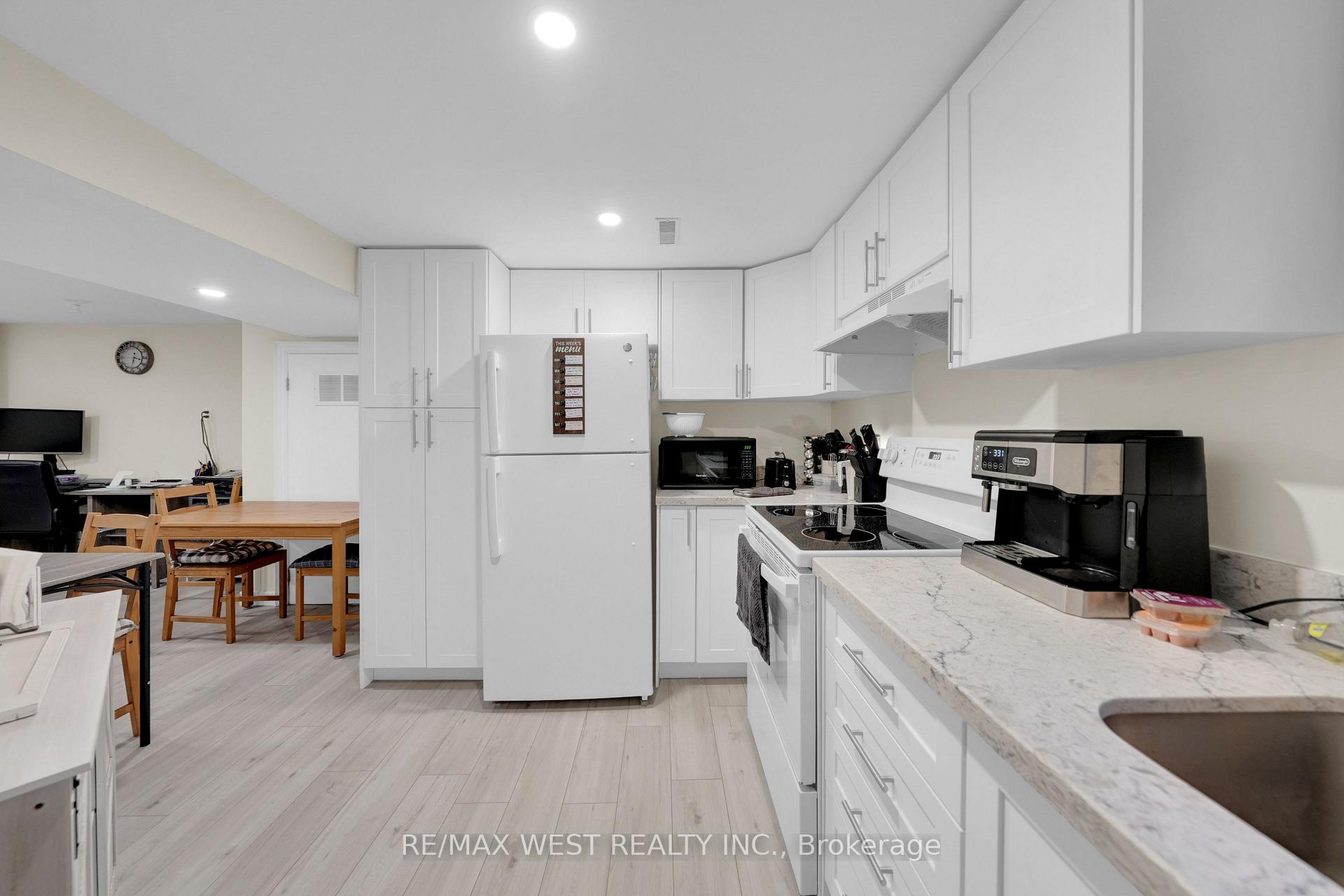 Photo 27 of 48 Collete Crescent, Barrie, Cundles East — HOMEH