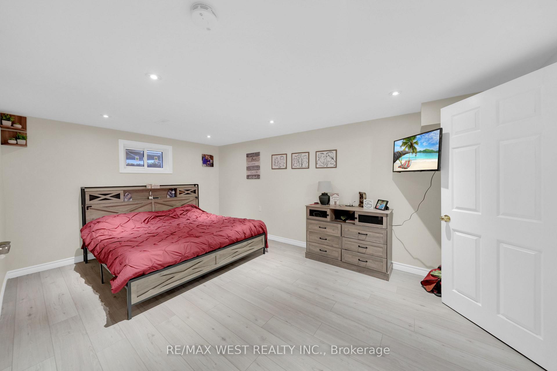 Photo 29 of 48 Collete Crescent, Barrie, Cundles East — HOMEH
