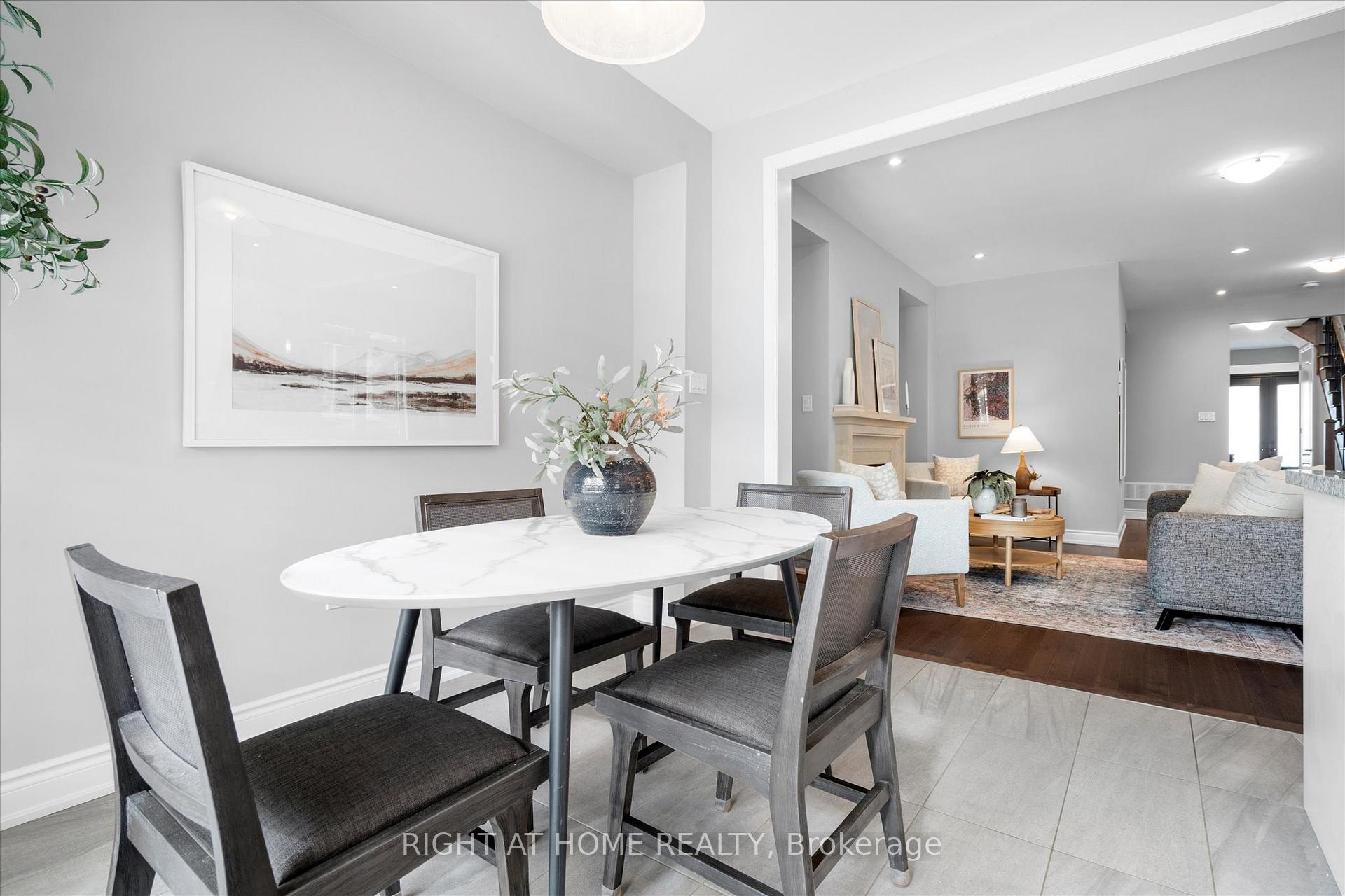 Photo 14 of 250 Cranbrook Crescent, Vaughan, Kleinburg — HOMEH