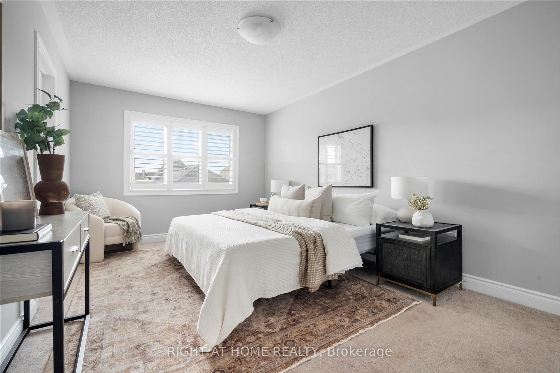 Photo 18 of 250 Cranbrook Crescent, Vaughan, Kleinburg — HOMEH