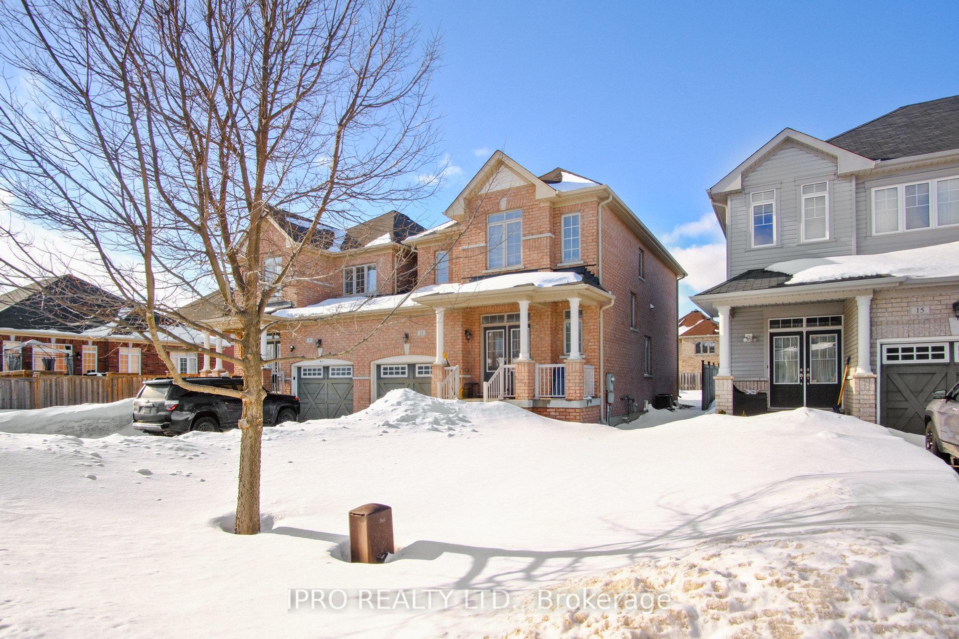 Photo 2 of 11 Pearcey Crescent, Barrie, West Bayfield — HOMEH