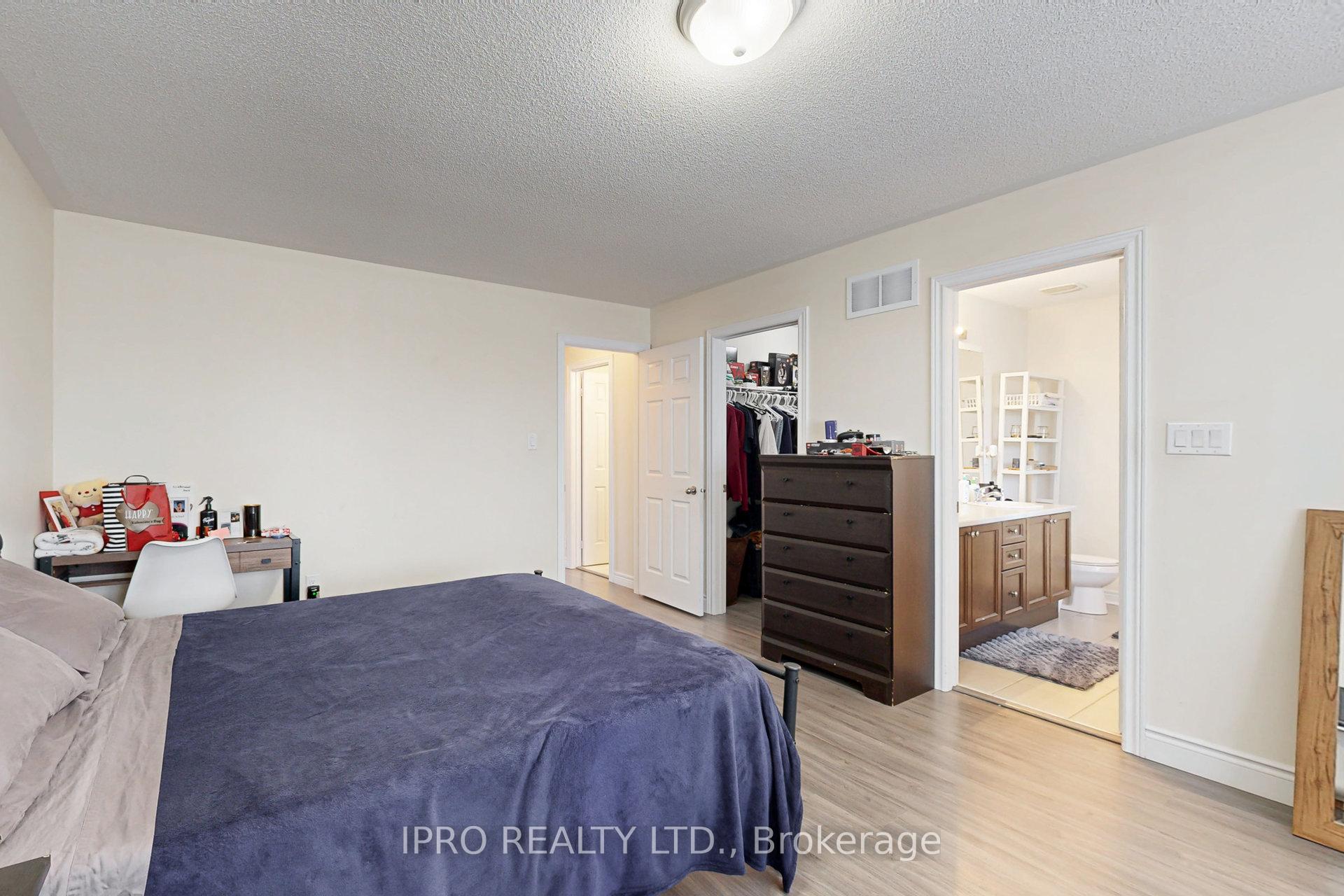 Photo 40 of 11 Pearcey Crescent, Barrie, West Bayfield — HOMEH