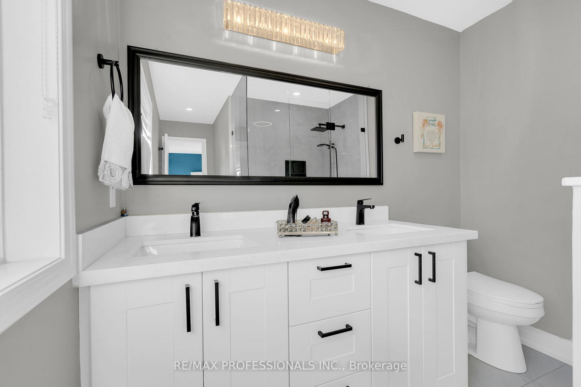 Photo 24 of 2208 Kenneth Crescent, Burlington, Orchard — HOMEH