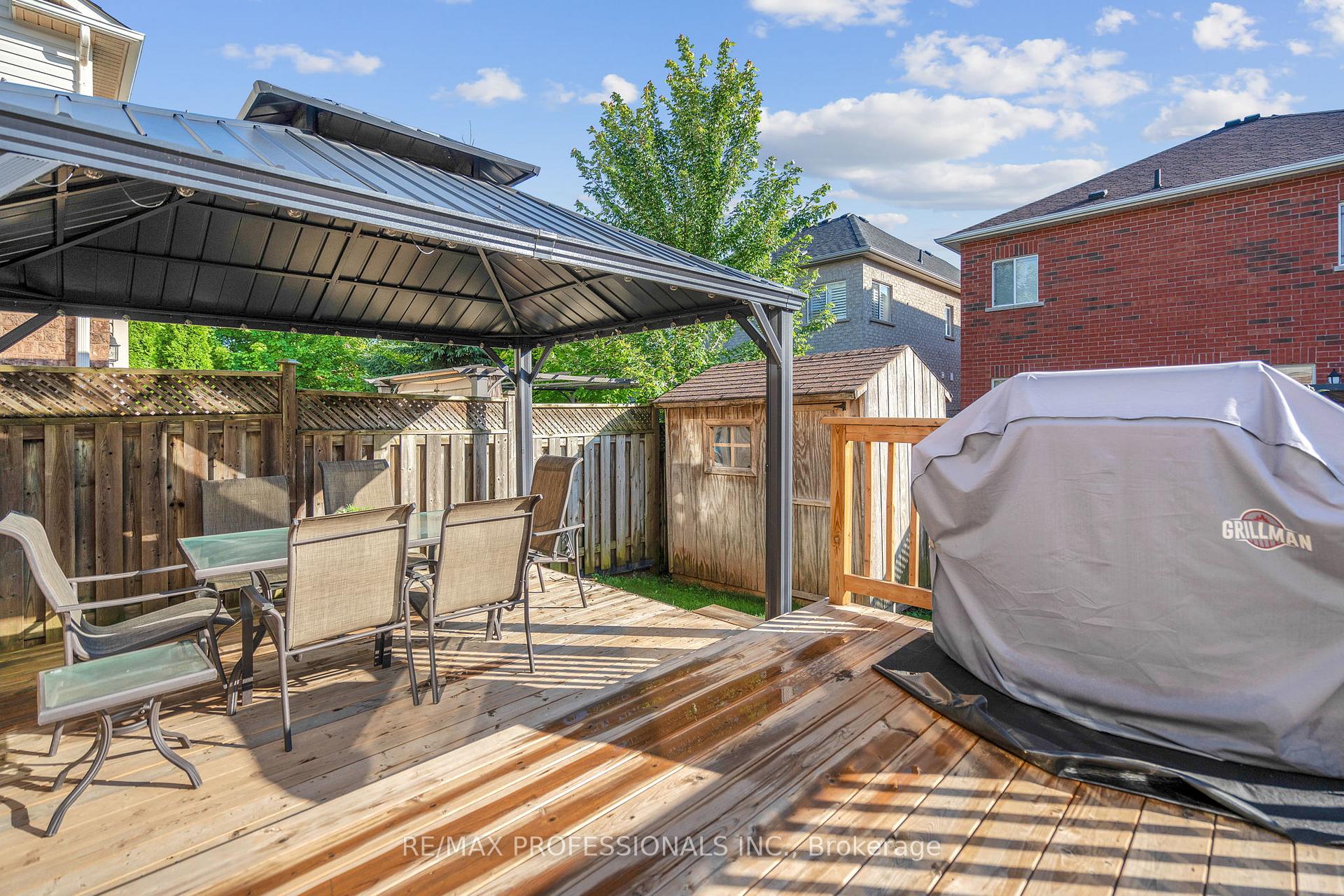 Photo 33 of 2208 Kenneth Crescent, Burlington, Orchard — HOMEH