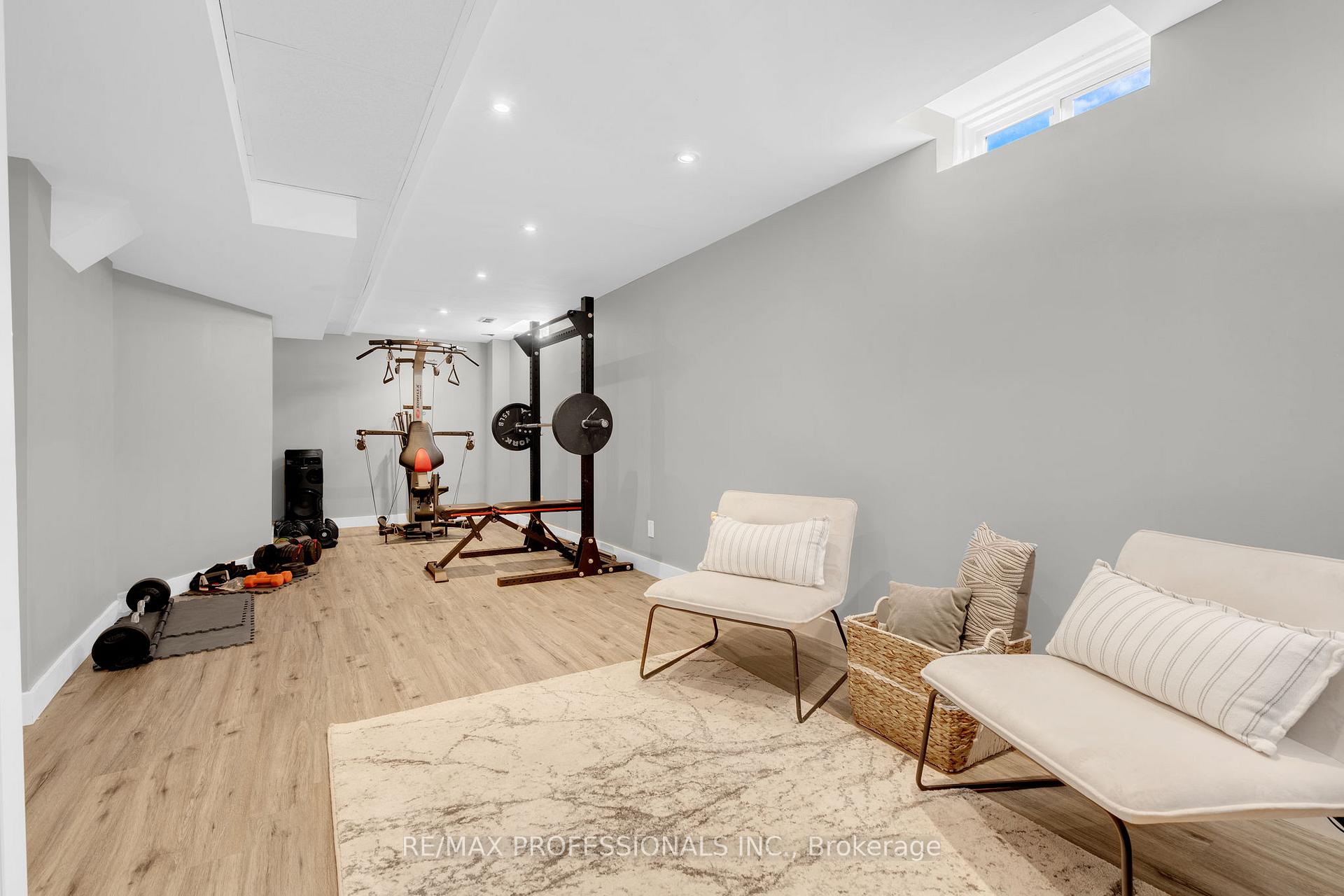 Photo 35 of 2208 Kenneth Crescent, Burlington, Orchard — HOMEH