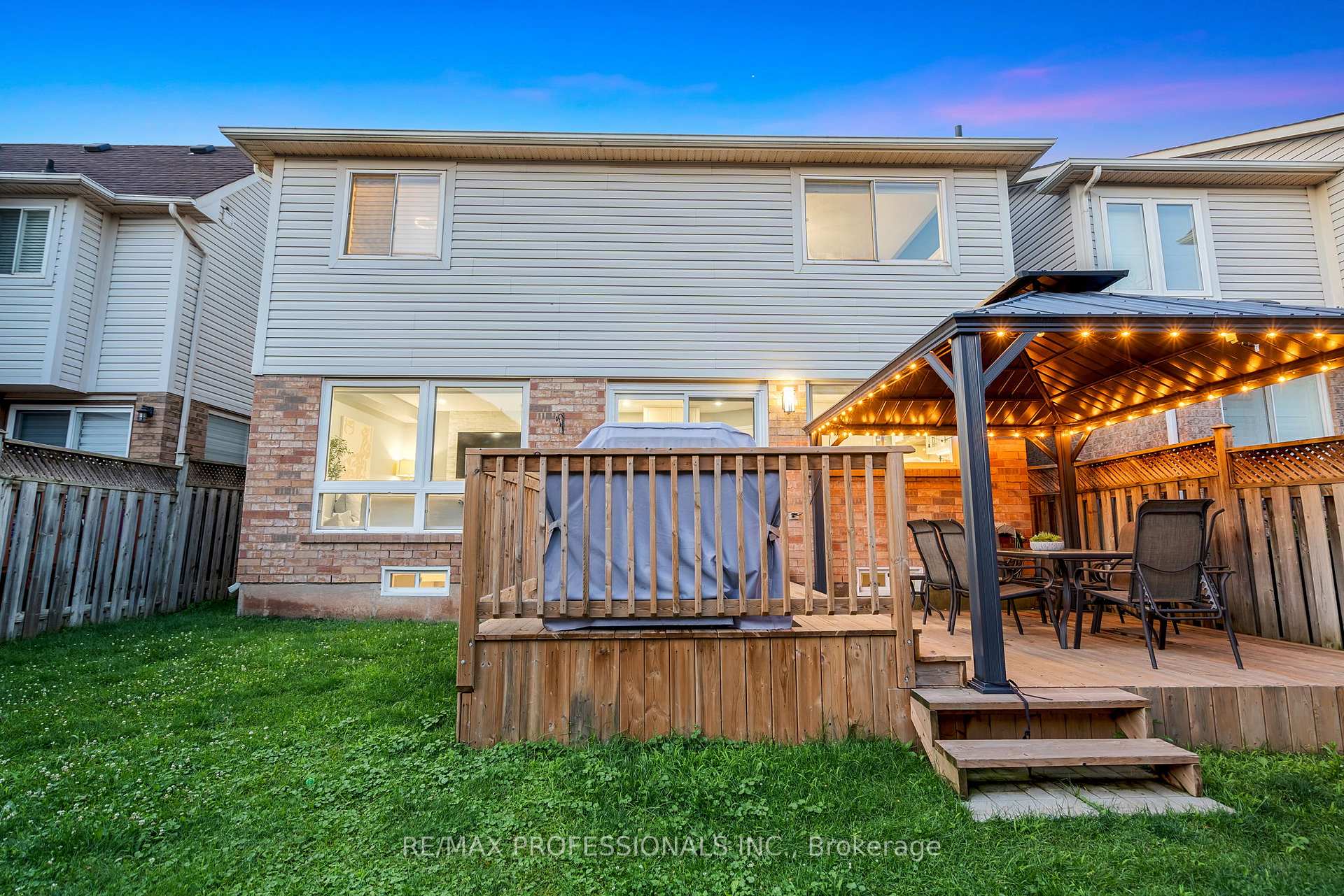 Photo 39 of 2208 Kenneth Crescent, Burlington, Orchard — HOMEH