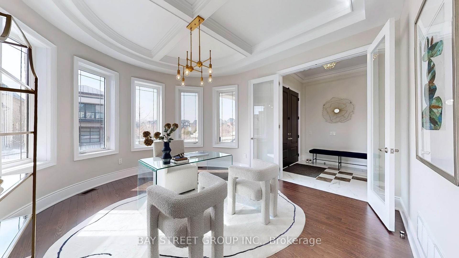 Photo 3 of 48 Foley Crescent, Vaughan, Patterson — HOMEH