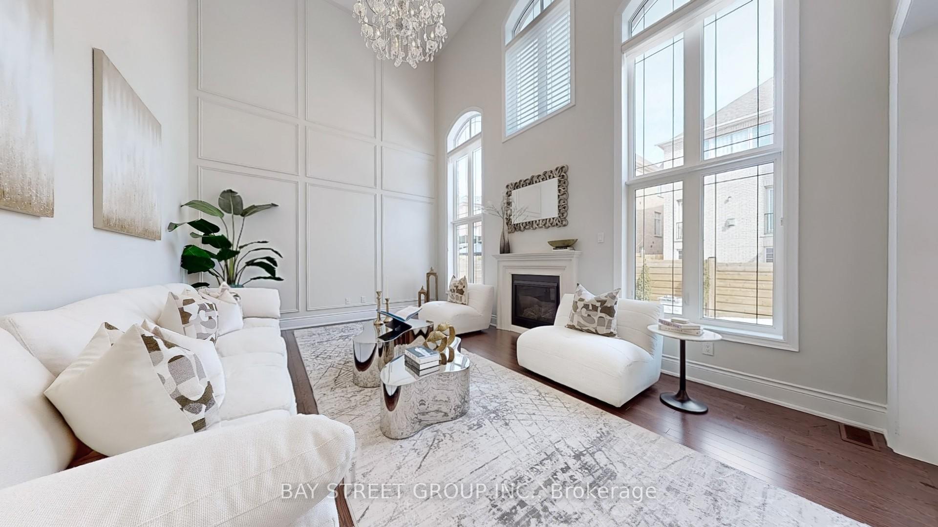 Photo 10 of 48 Foley Crescent, Vaughan, Patterson — HOMEH