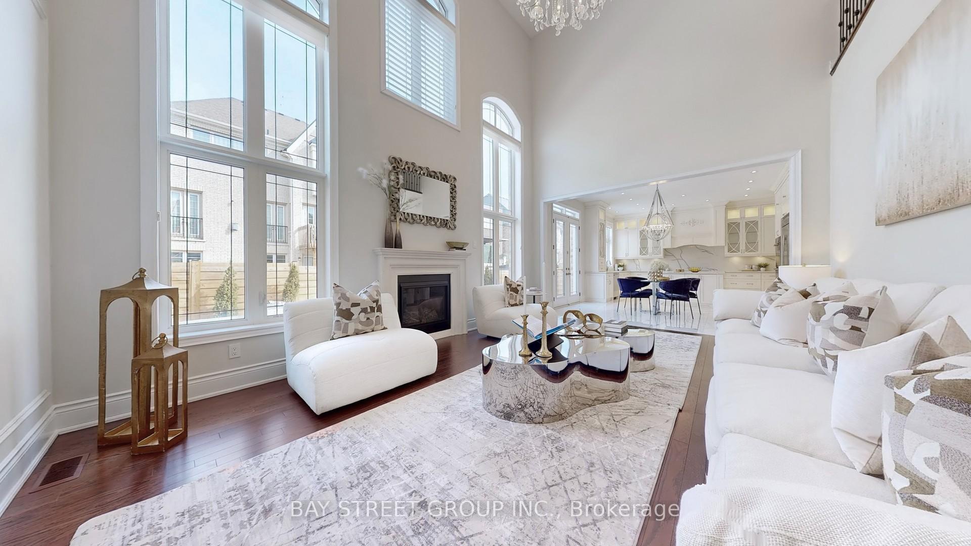 Photo 13 of 48 Foley Crescent, Vaughan, Patterson — HOMEH